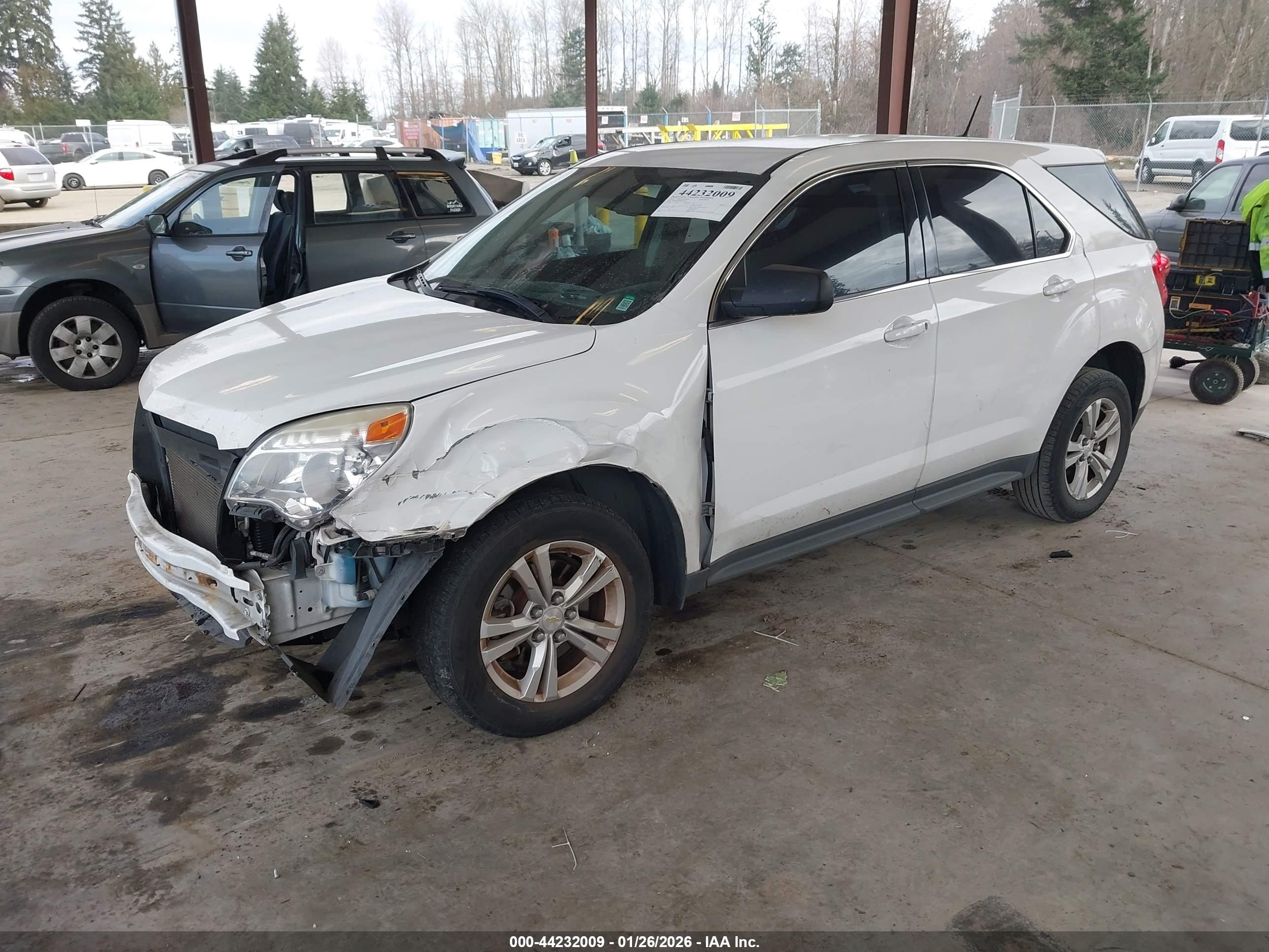 CHEVROLET EQUINOX image 2