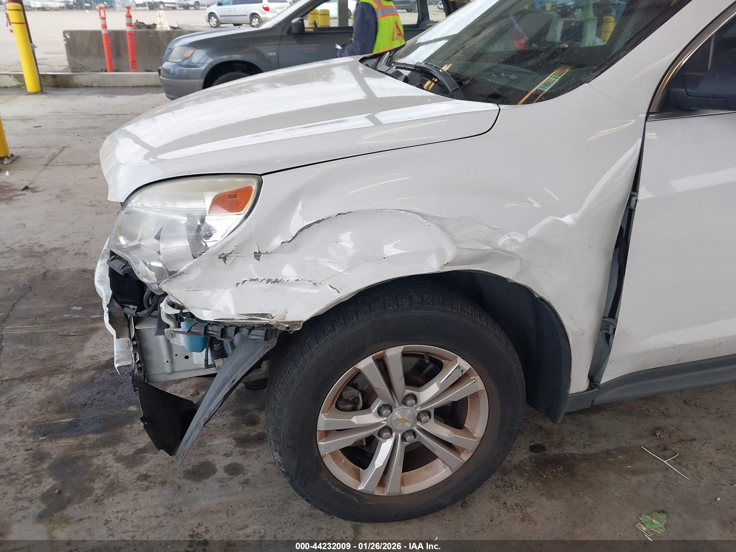 CHEVROLET EQUINOX image 6