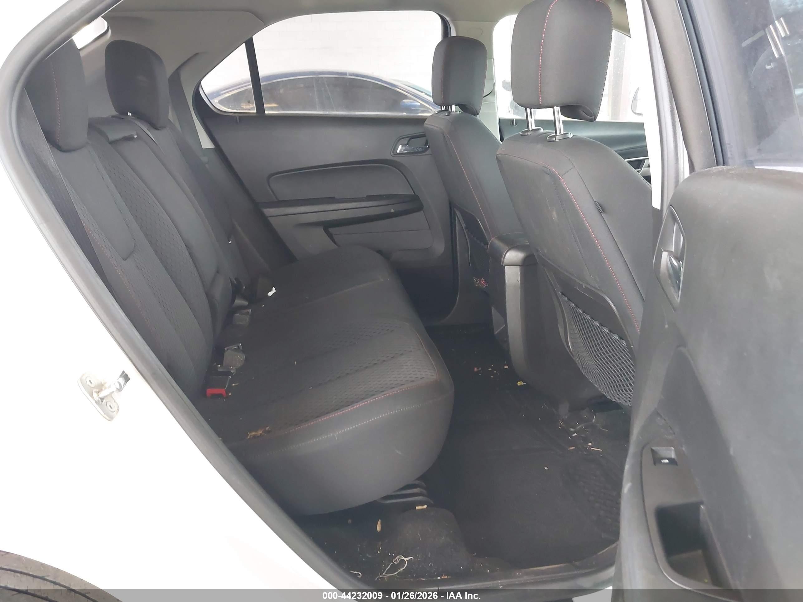 CHEVROLET EQUINOX image 8