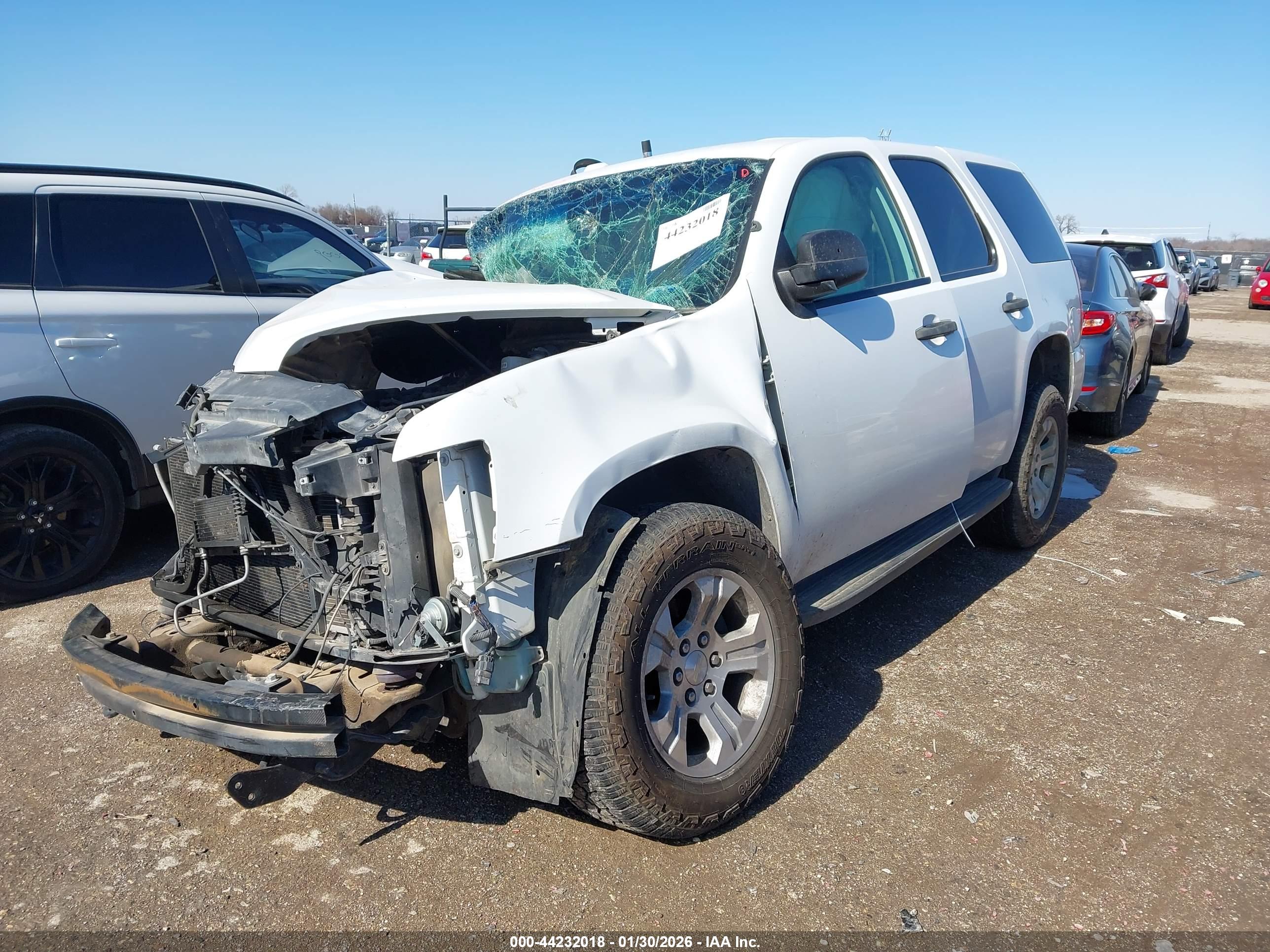 CHEVROLET TAHOE image 2