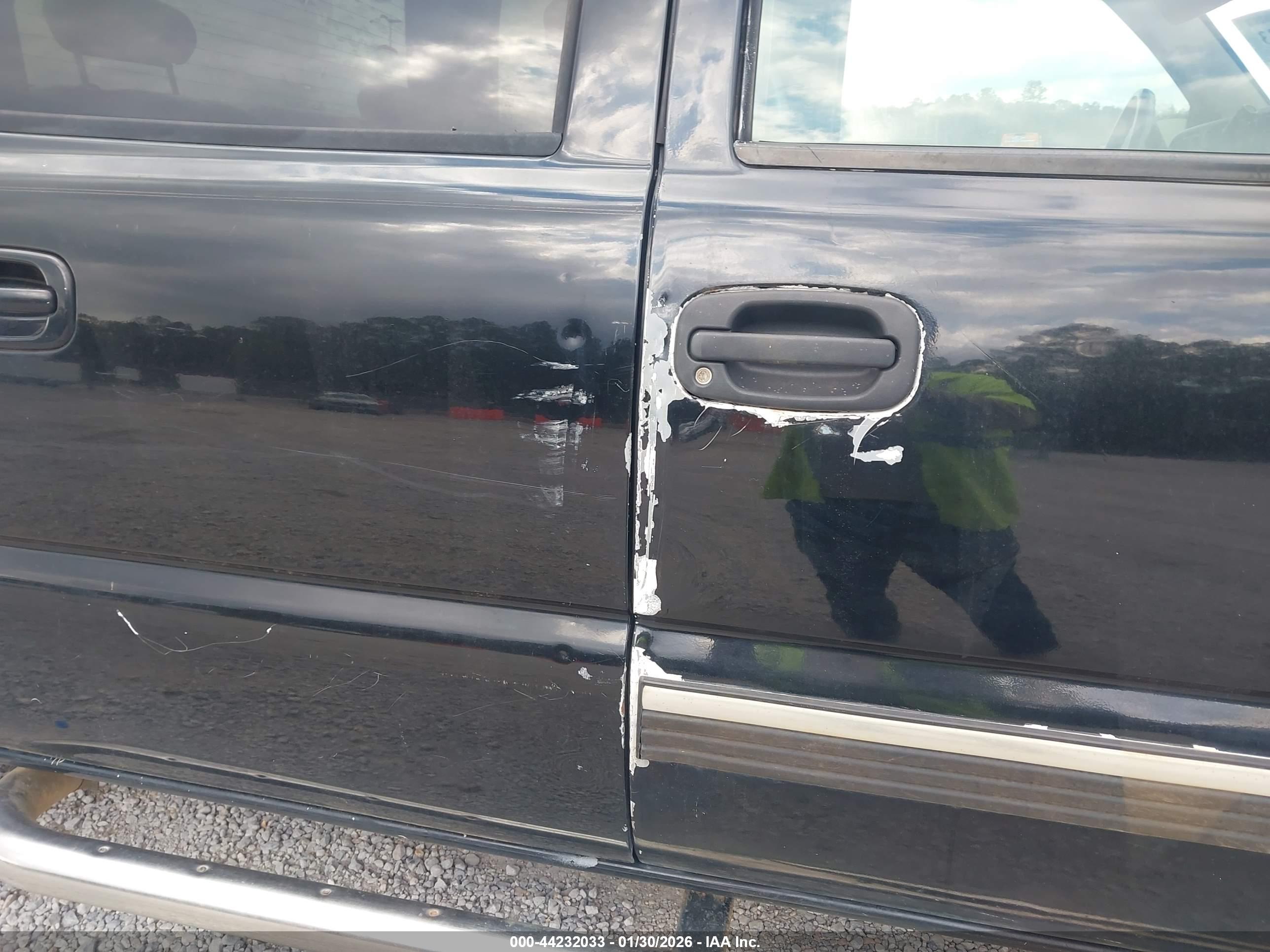 CHEVROLET SILVERADO image 6