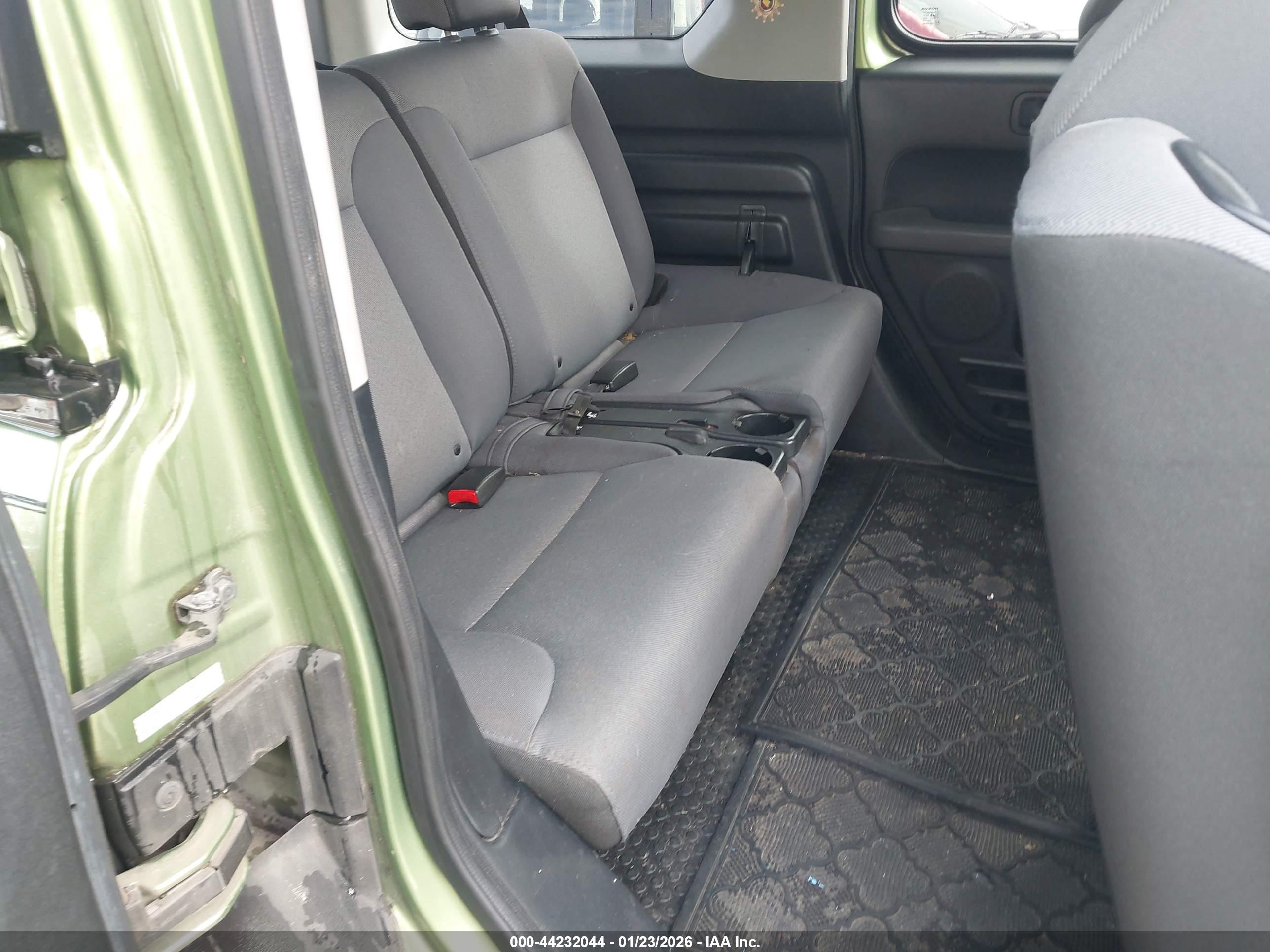 HONDA ELEMENT image 8