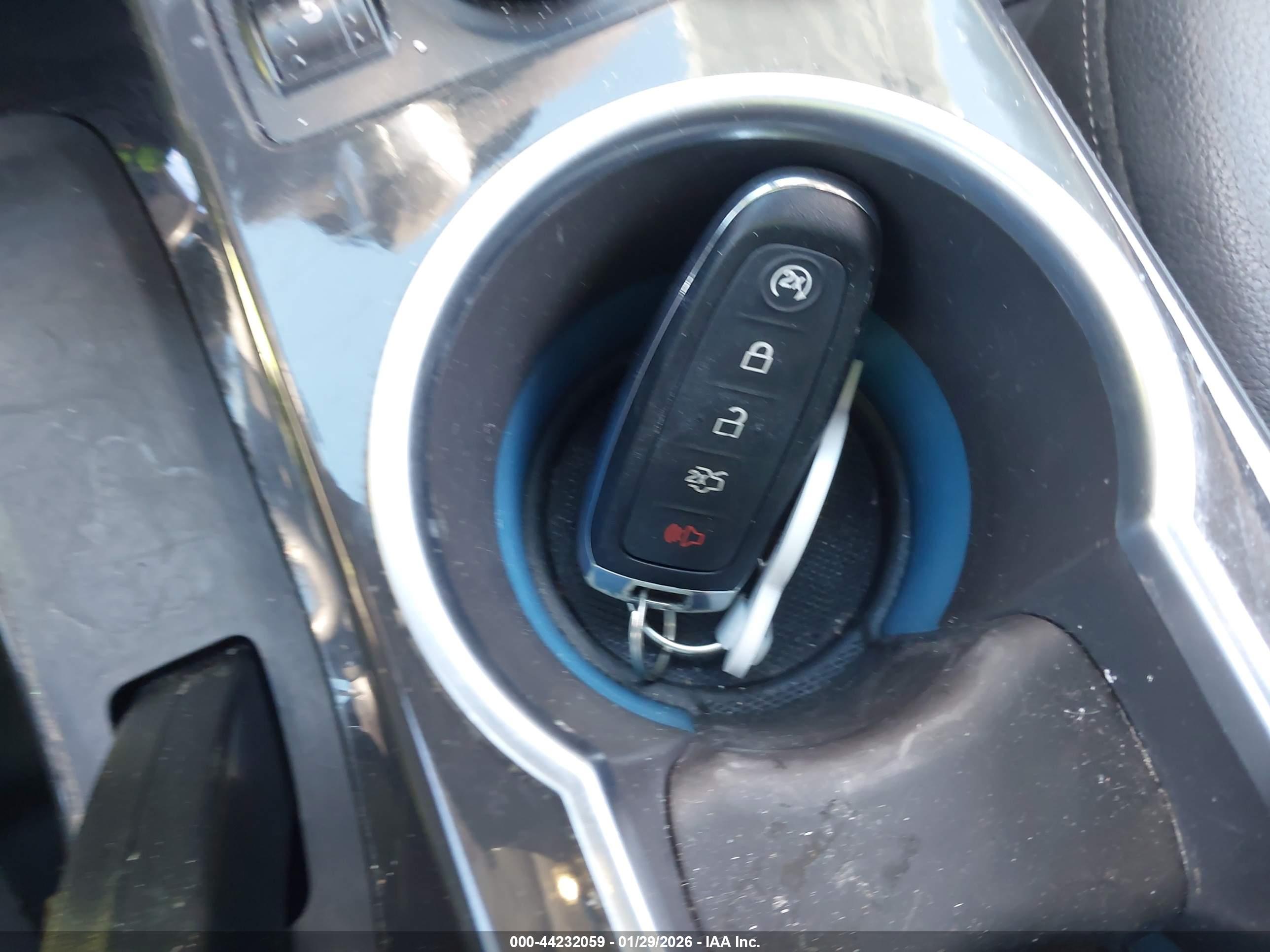 FORD ESCAPE image 11
