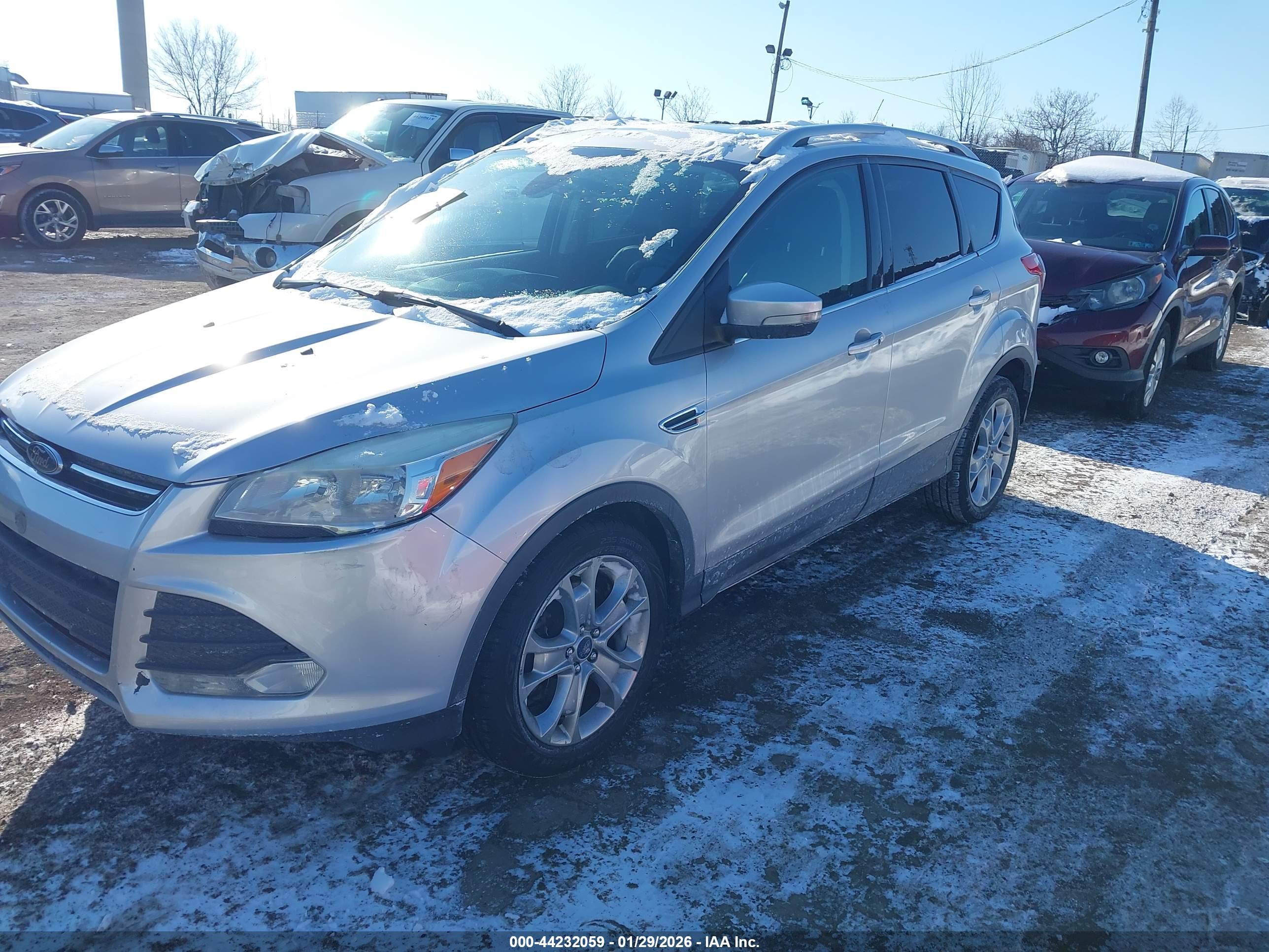 FORD ESCAPE image 2