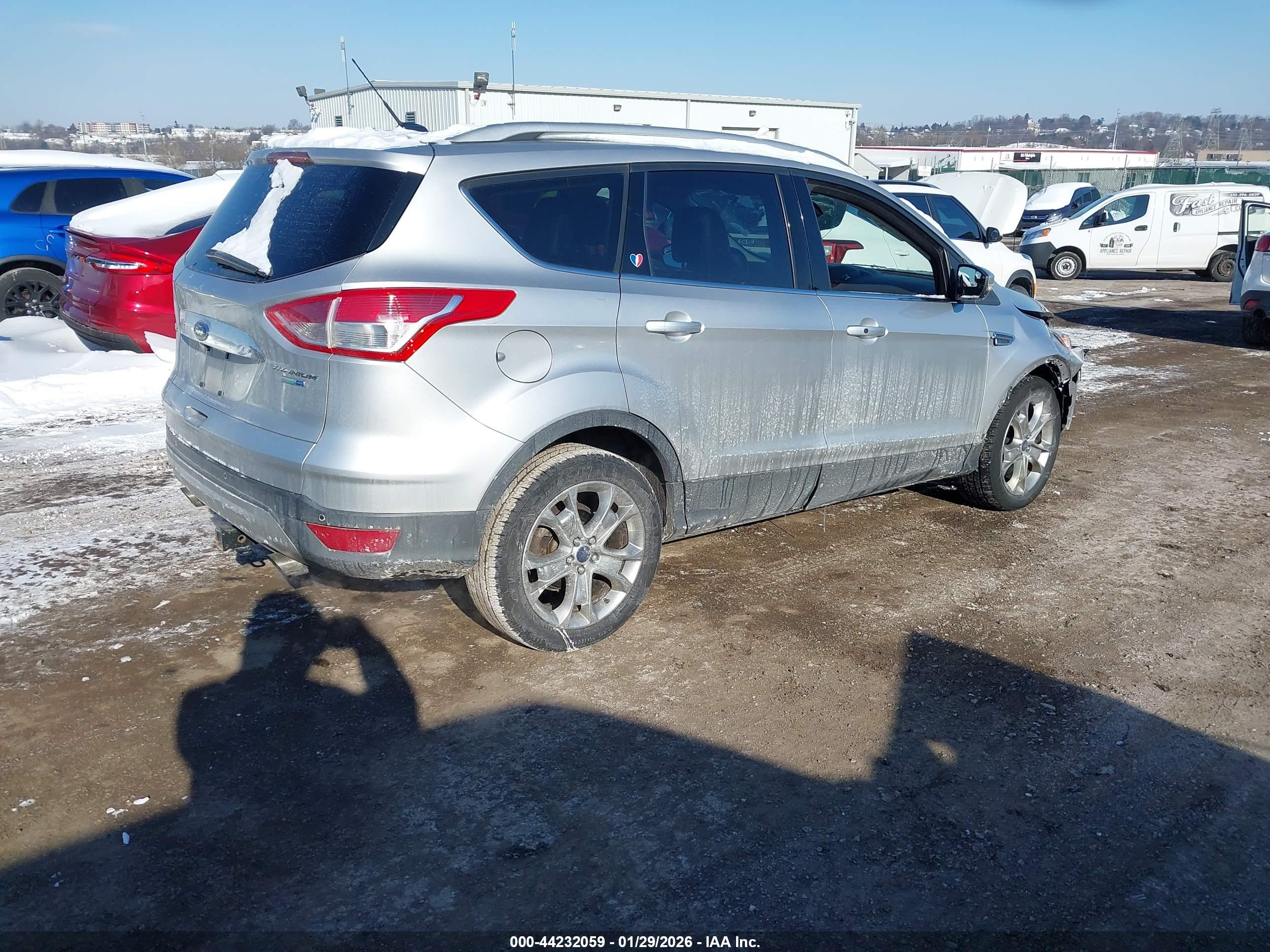 FORD ESCAPE image 4
