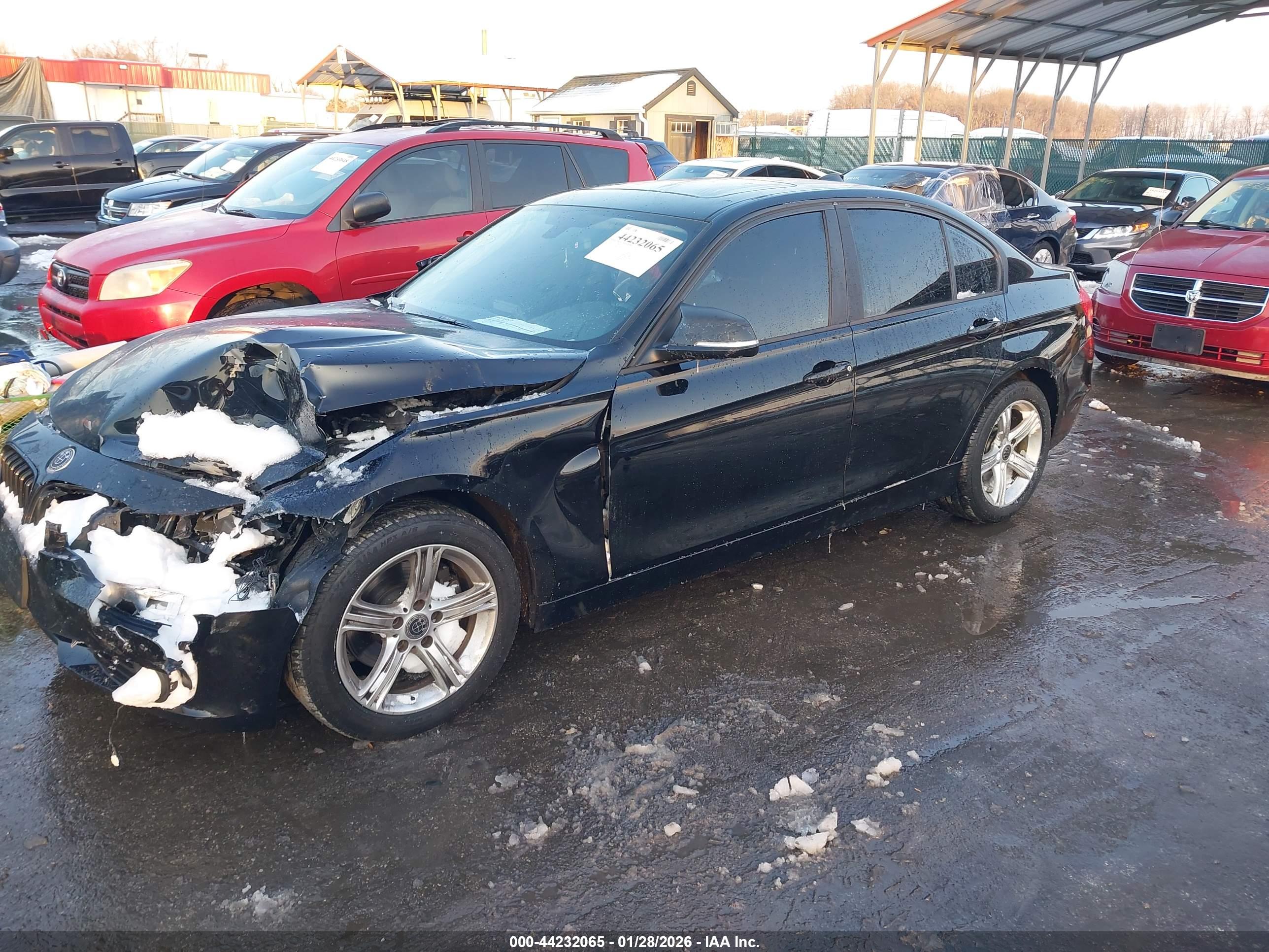 BMW 328I image 2