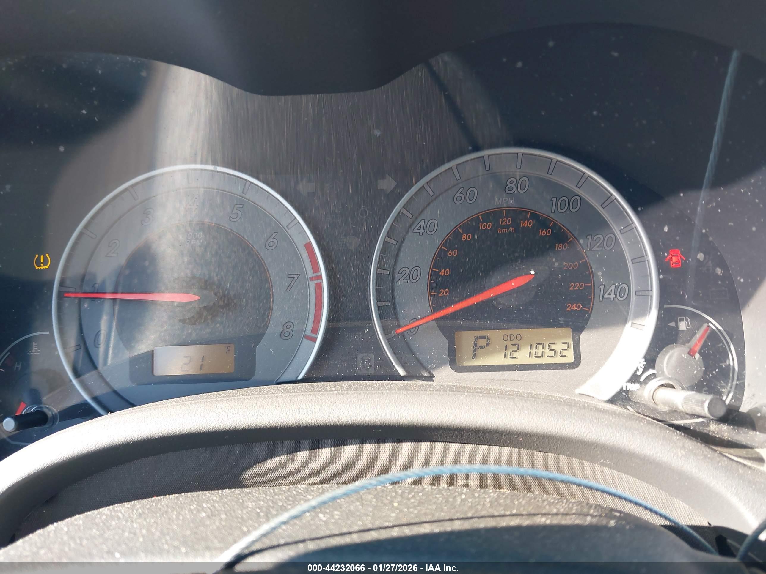 TOYOTA COROLLA image 7