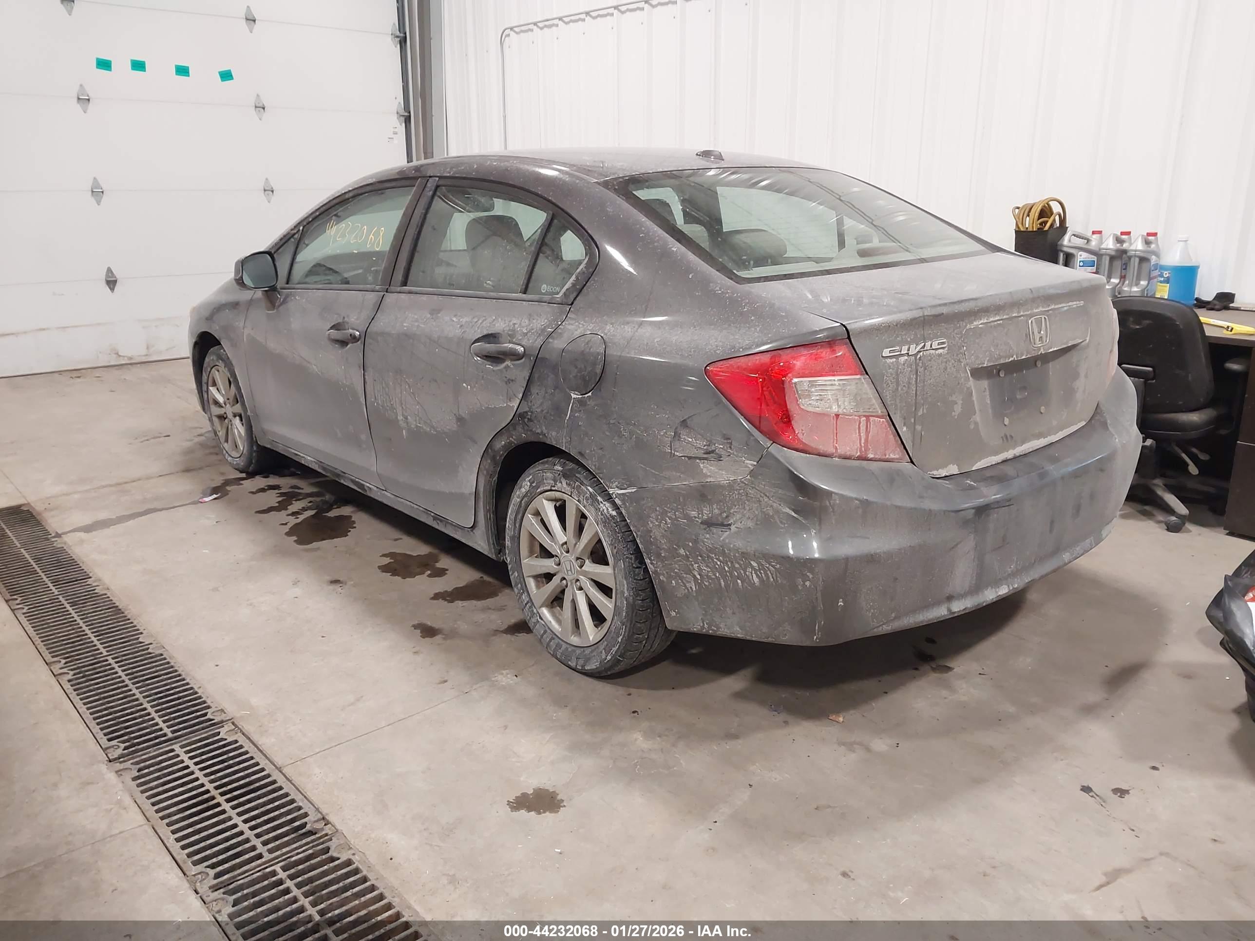 HONDA CIVIC image 3
