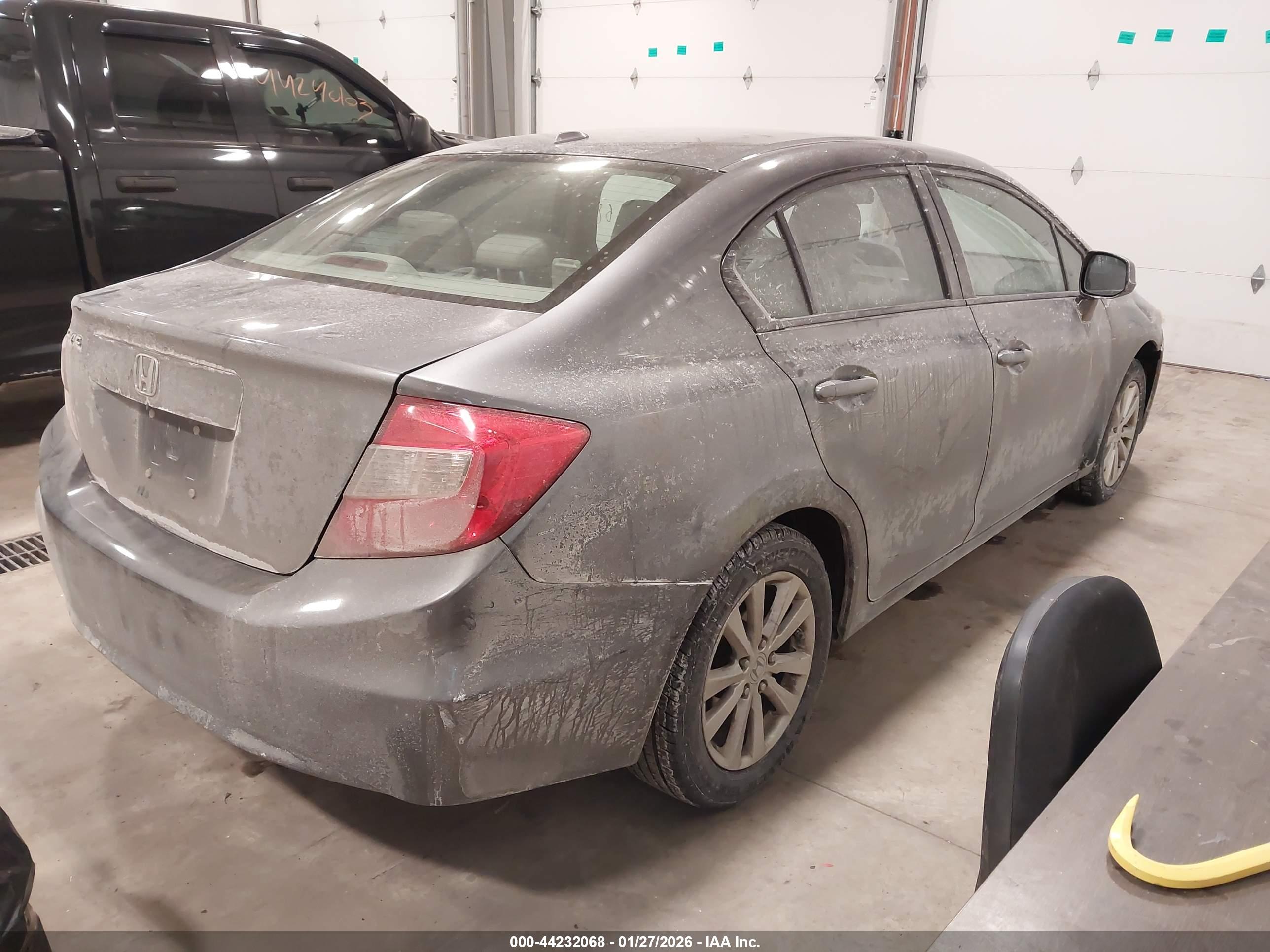 HONDA CIVIC image 4