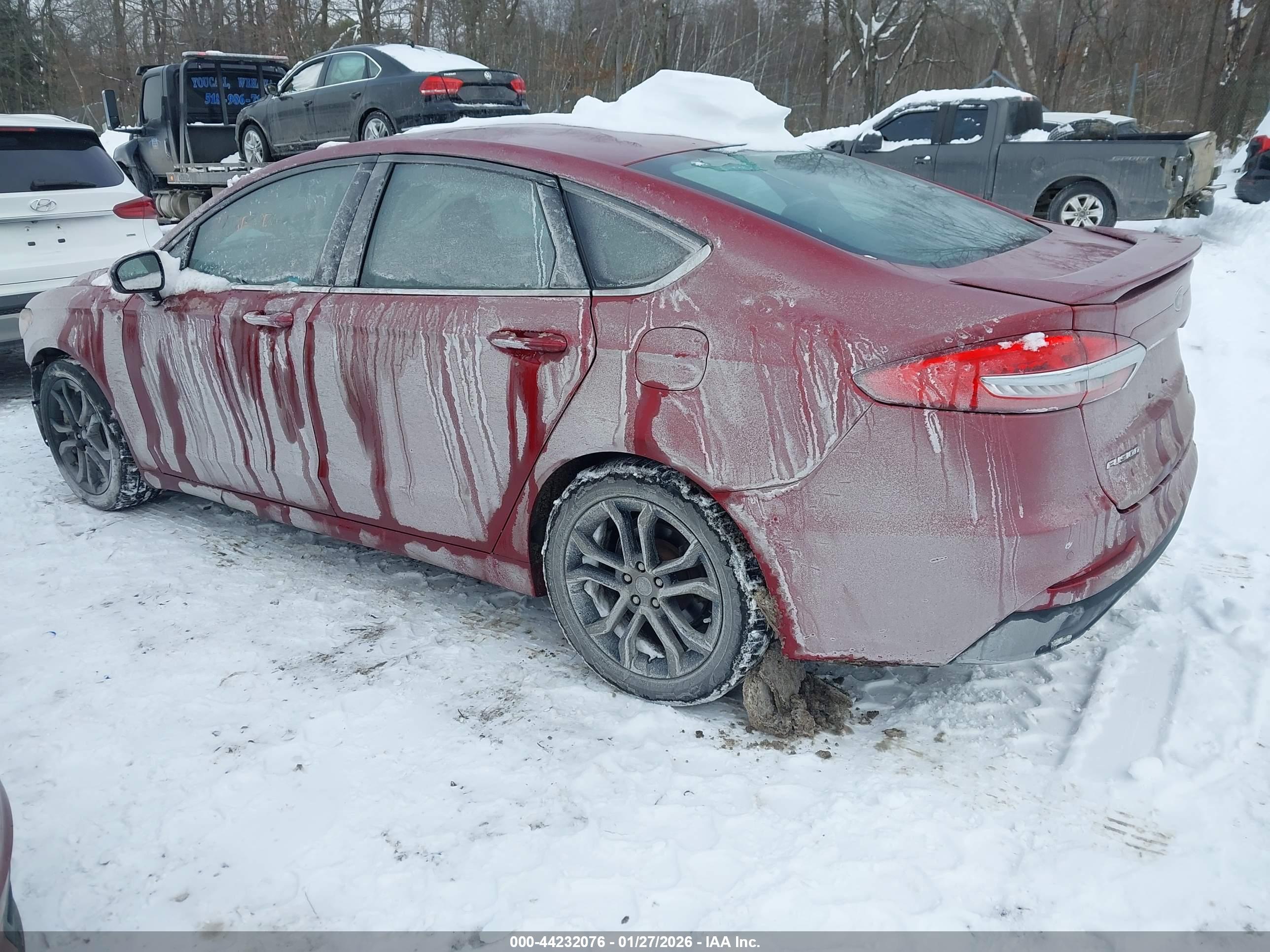 FORD FUSION image 3