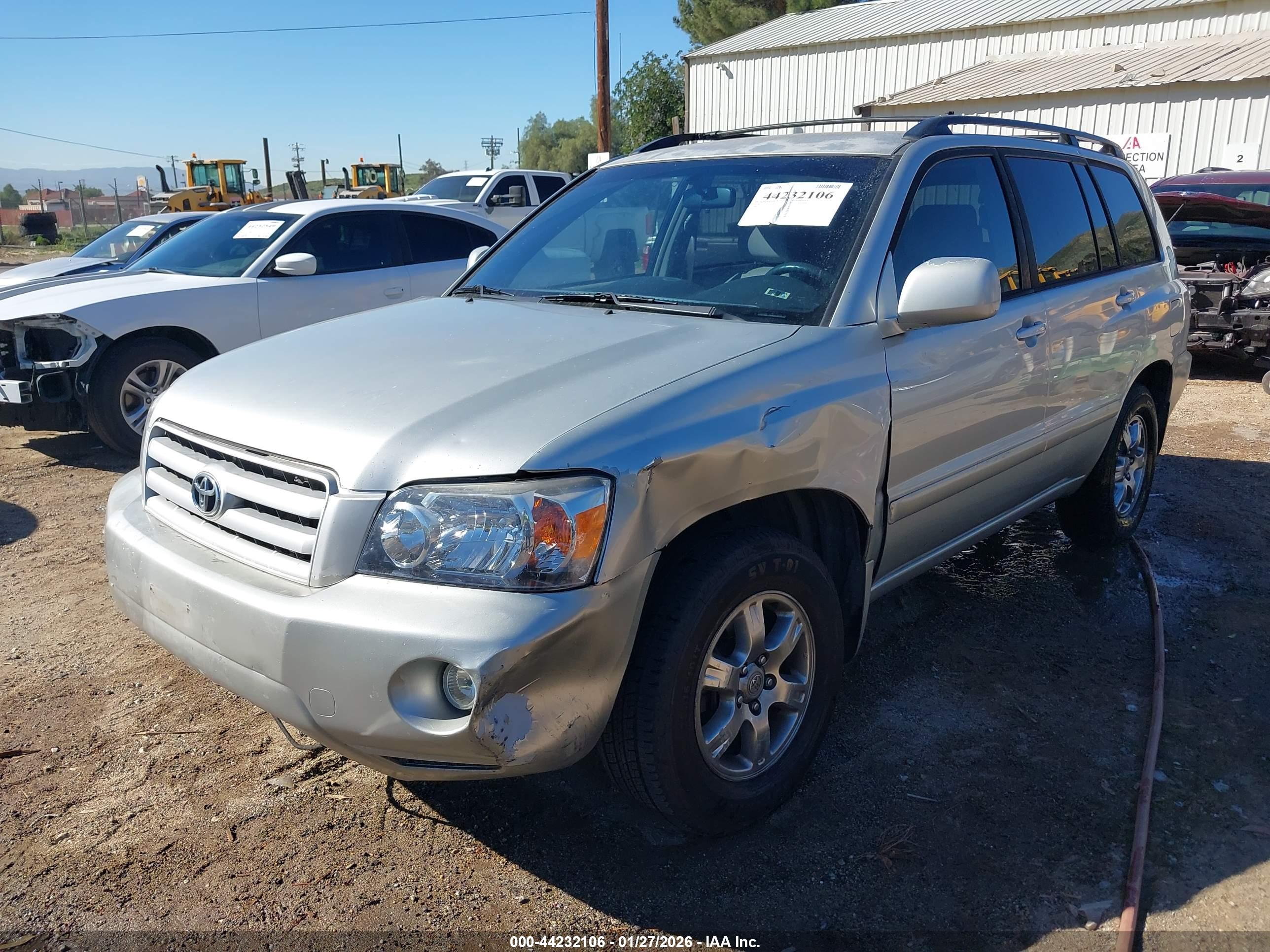 TOYOTA HIGHLANDER image 2