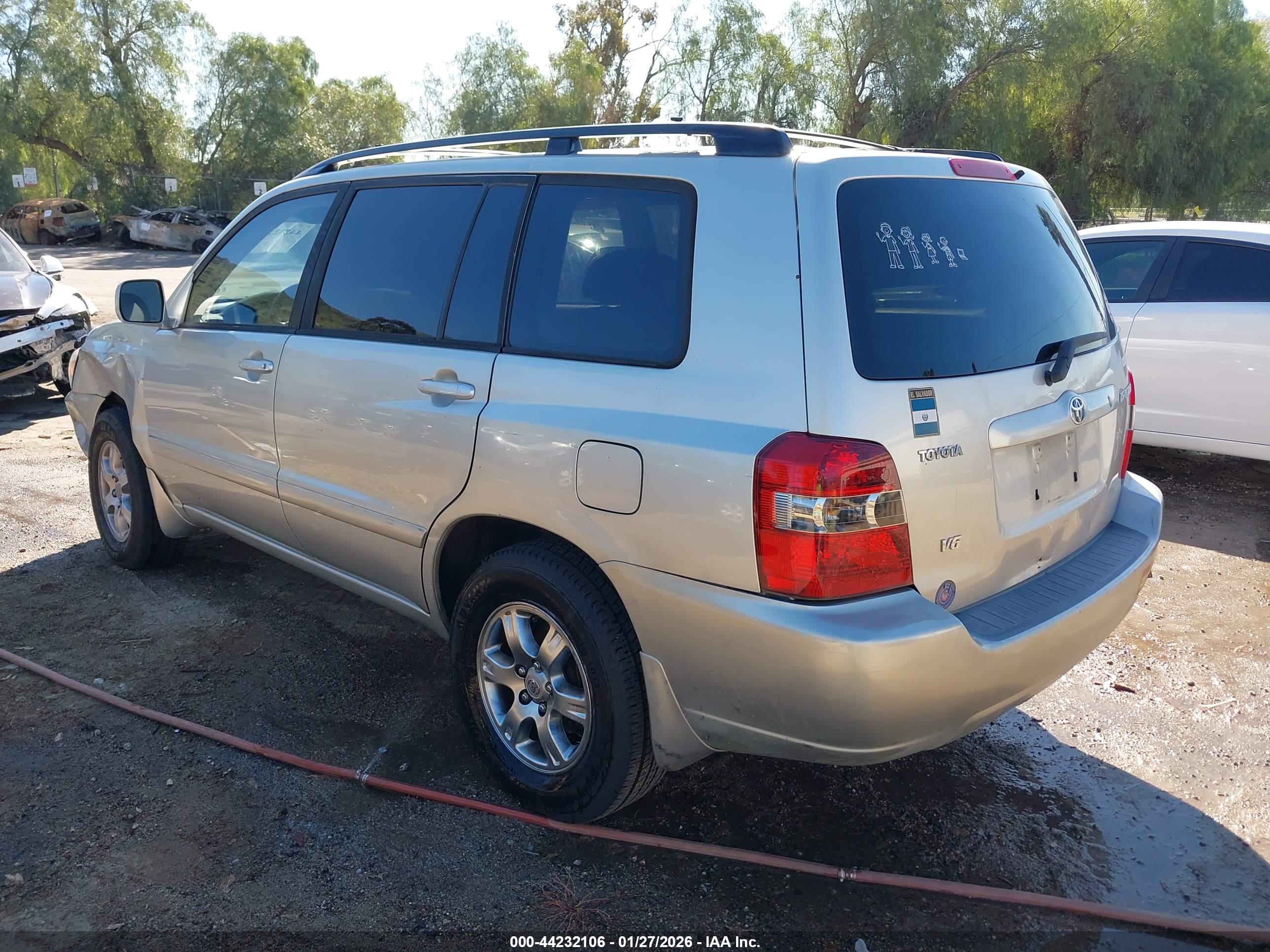 TOYOTA HIGHLANDER image 3