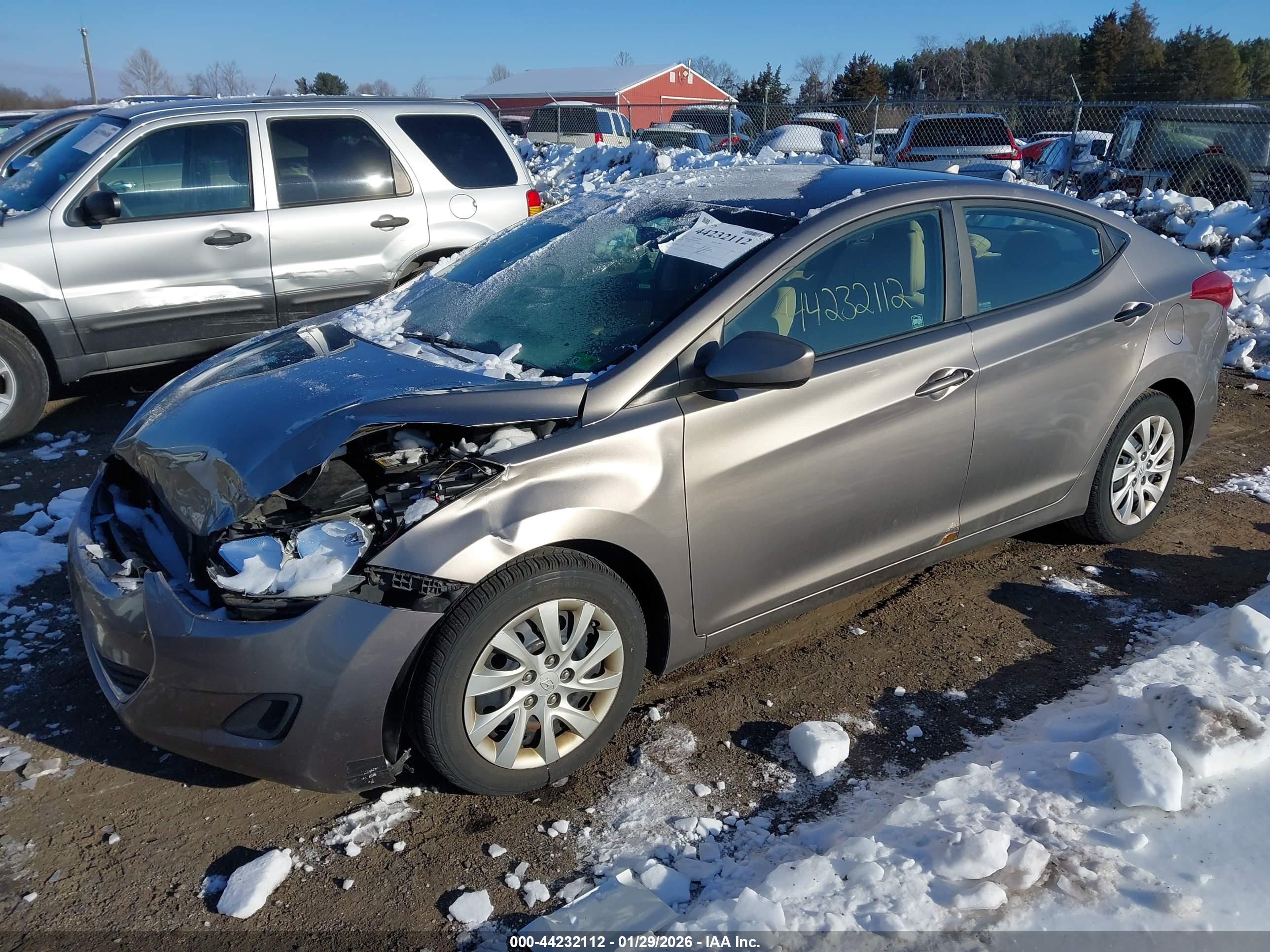 HYUNDAI ELANTRA image 2