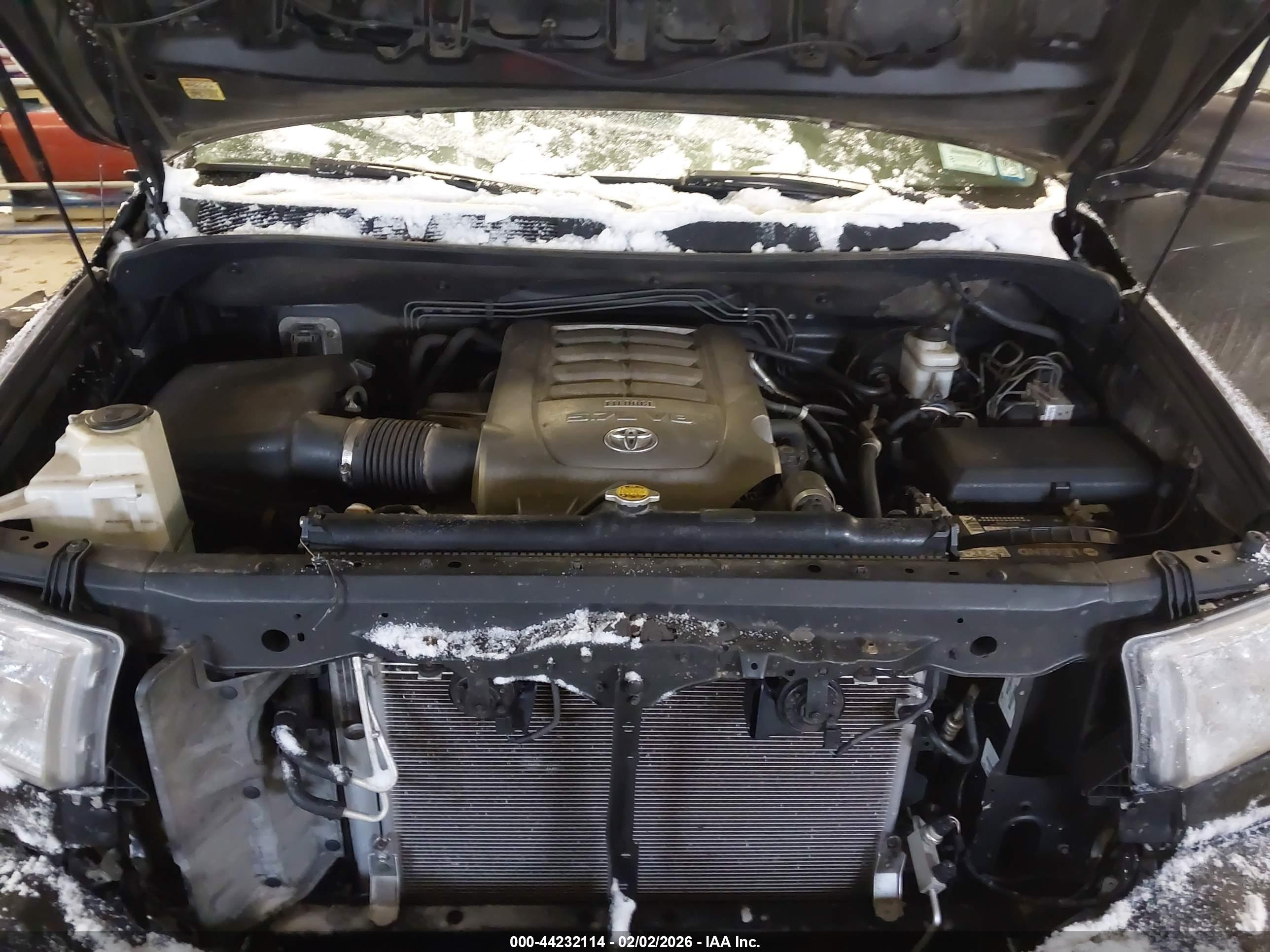 TOYOTA TUNDRA image 10