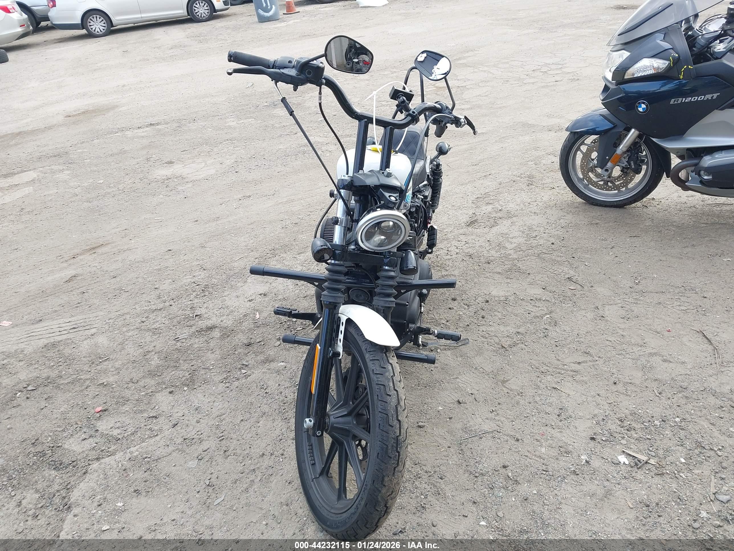 HARLEY-DAVIDSON XL1200 image 5