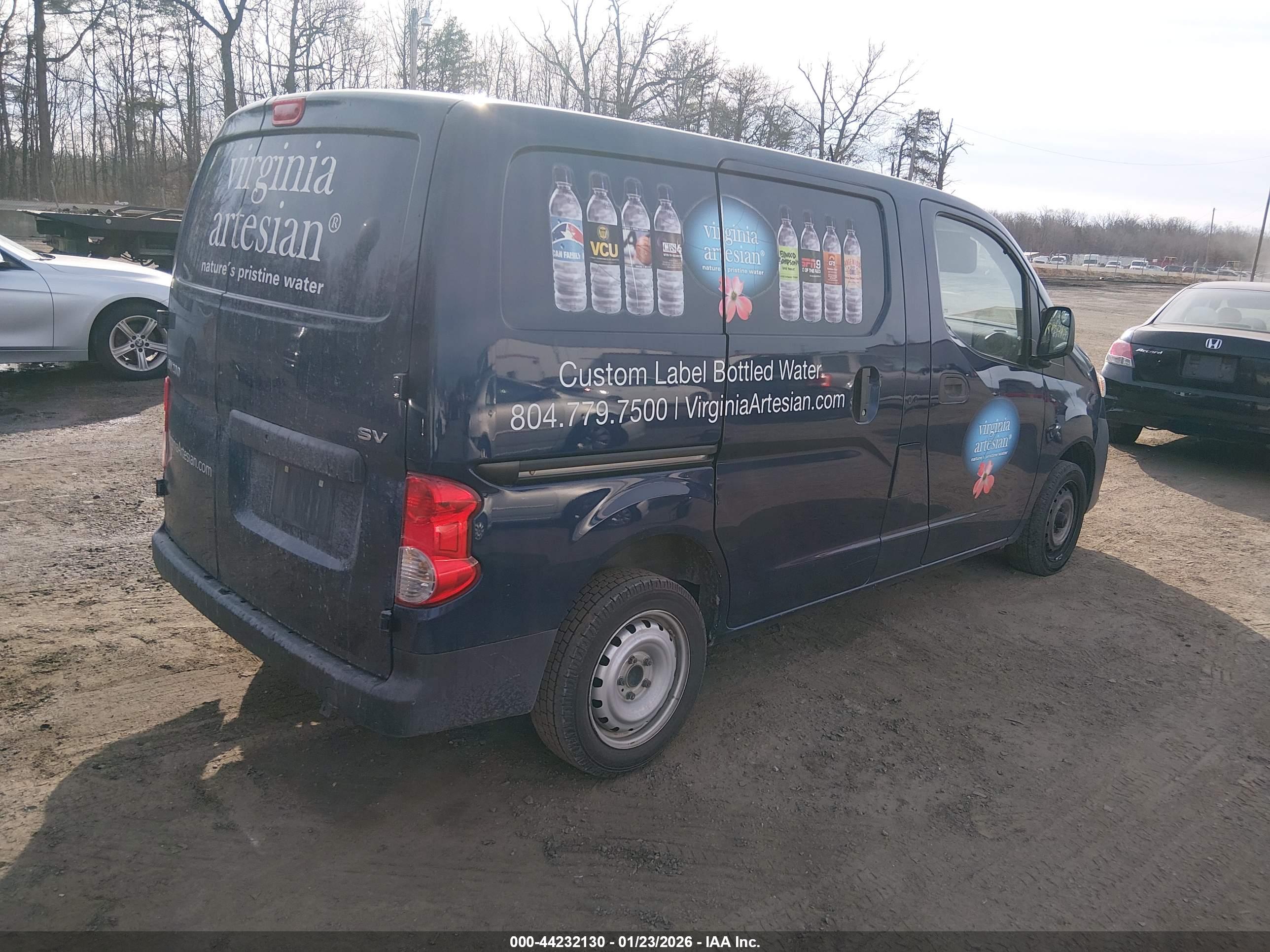 NISSAN NV200 image 4