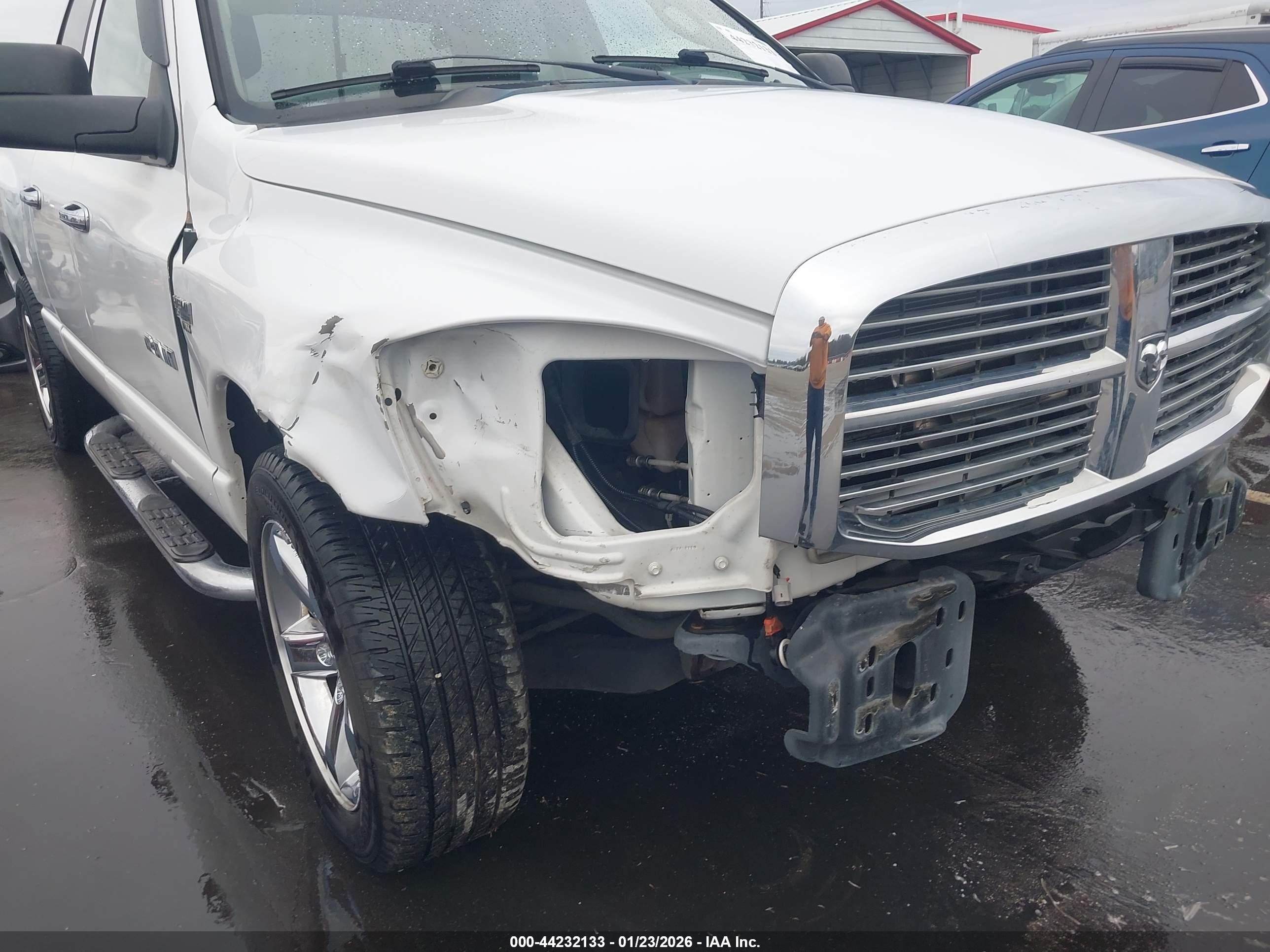 DODGE RAM image 6