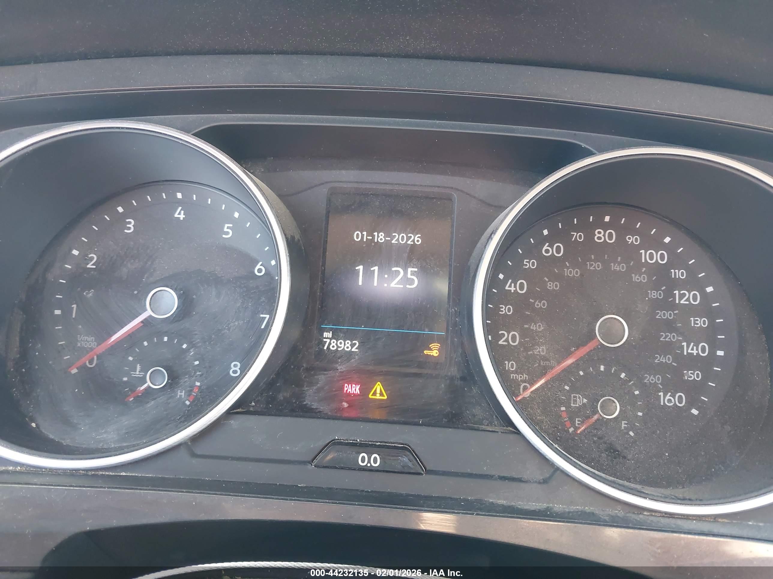 VOLKSWAGEN TIGUAN image 7