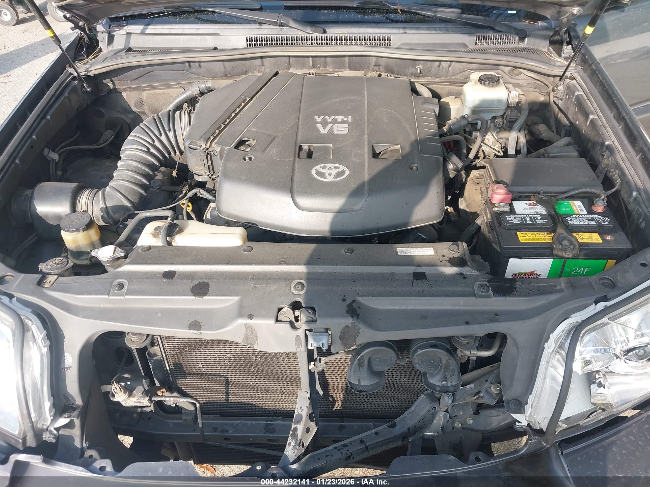 TOYOTA 4RUNNER image 10