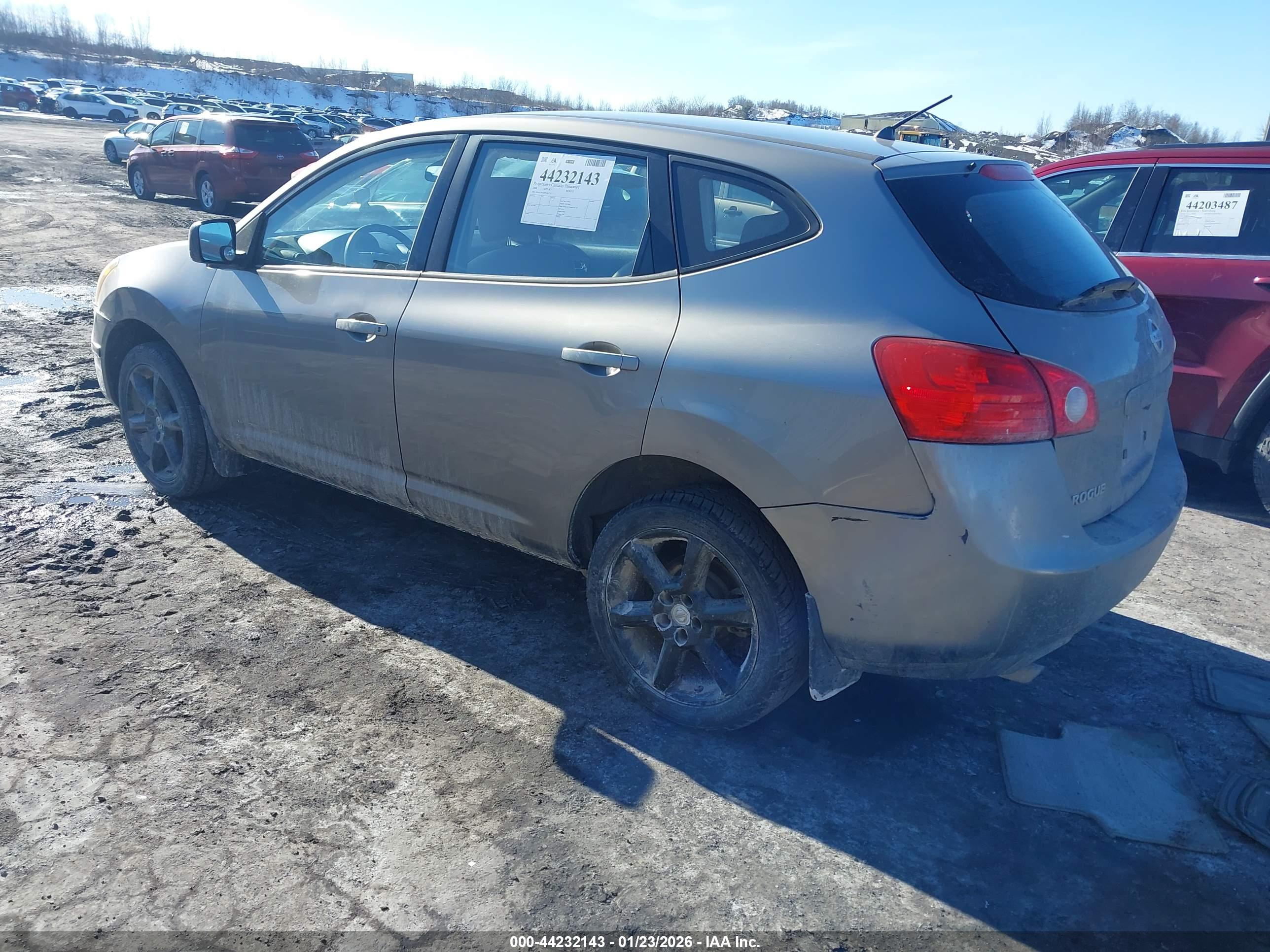 NISSAN ROGUE image 3