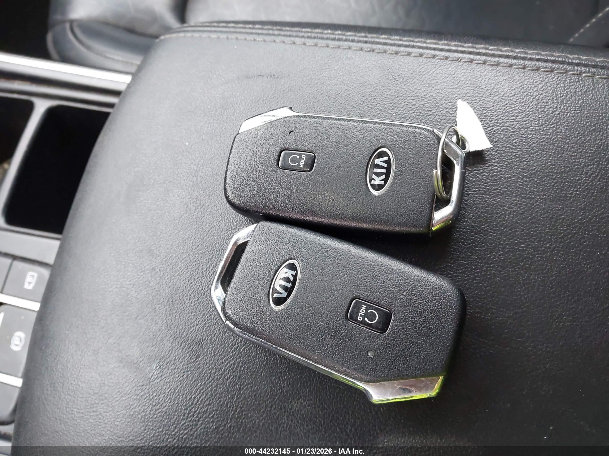 KIA SORENTO image 11