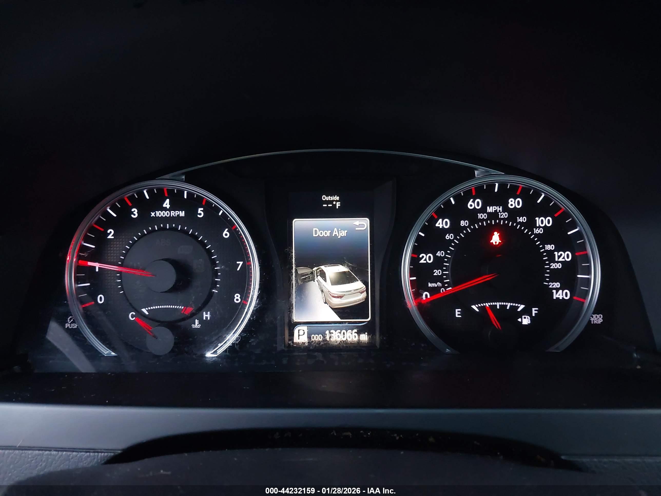 TOYOTA CAMRY image 7