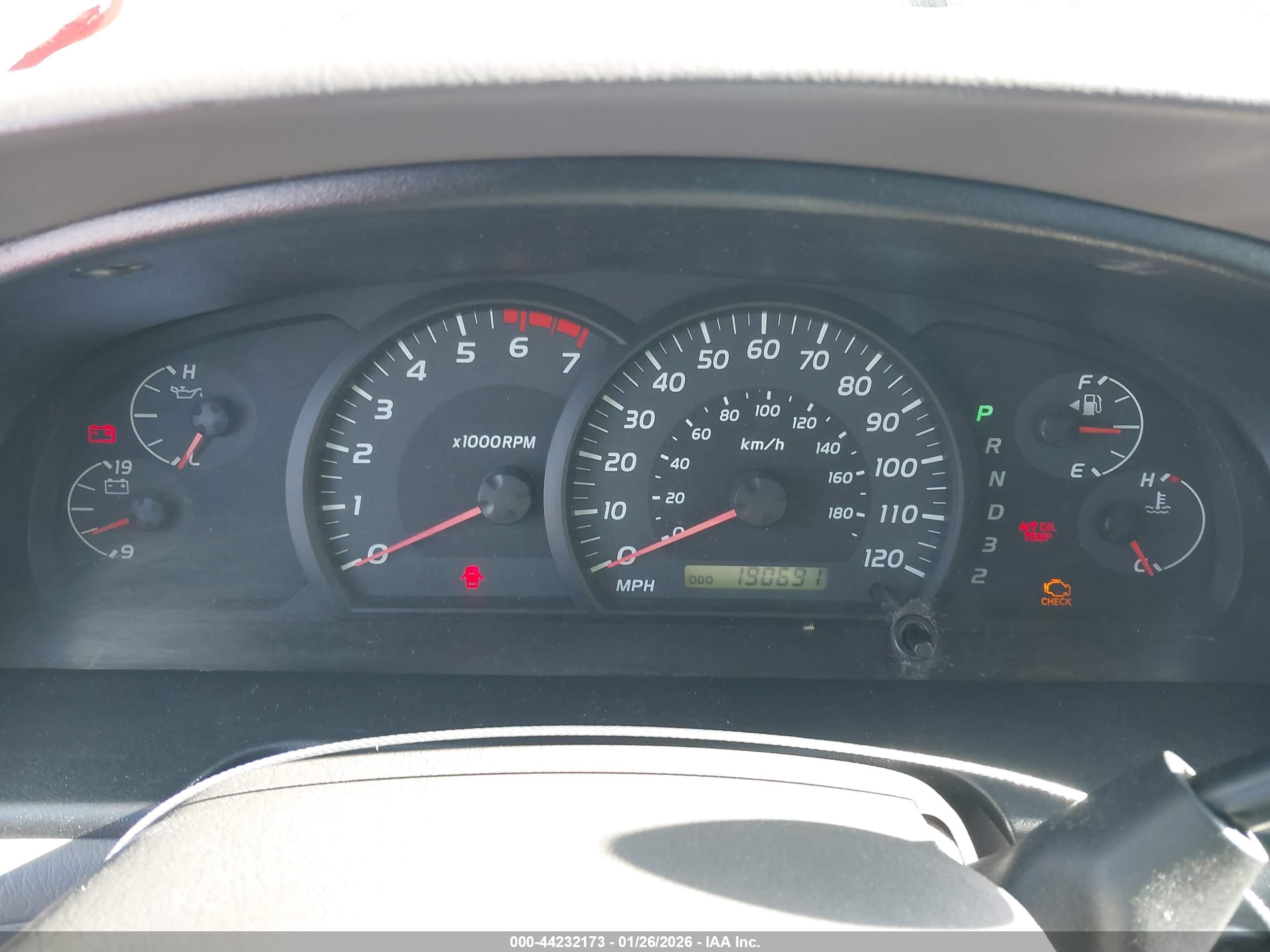 TOYOTA TUNDRA image 7