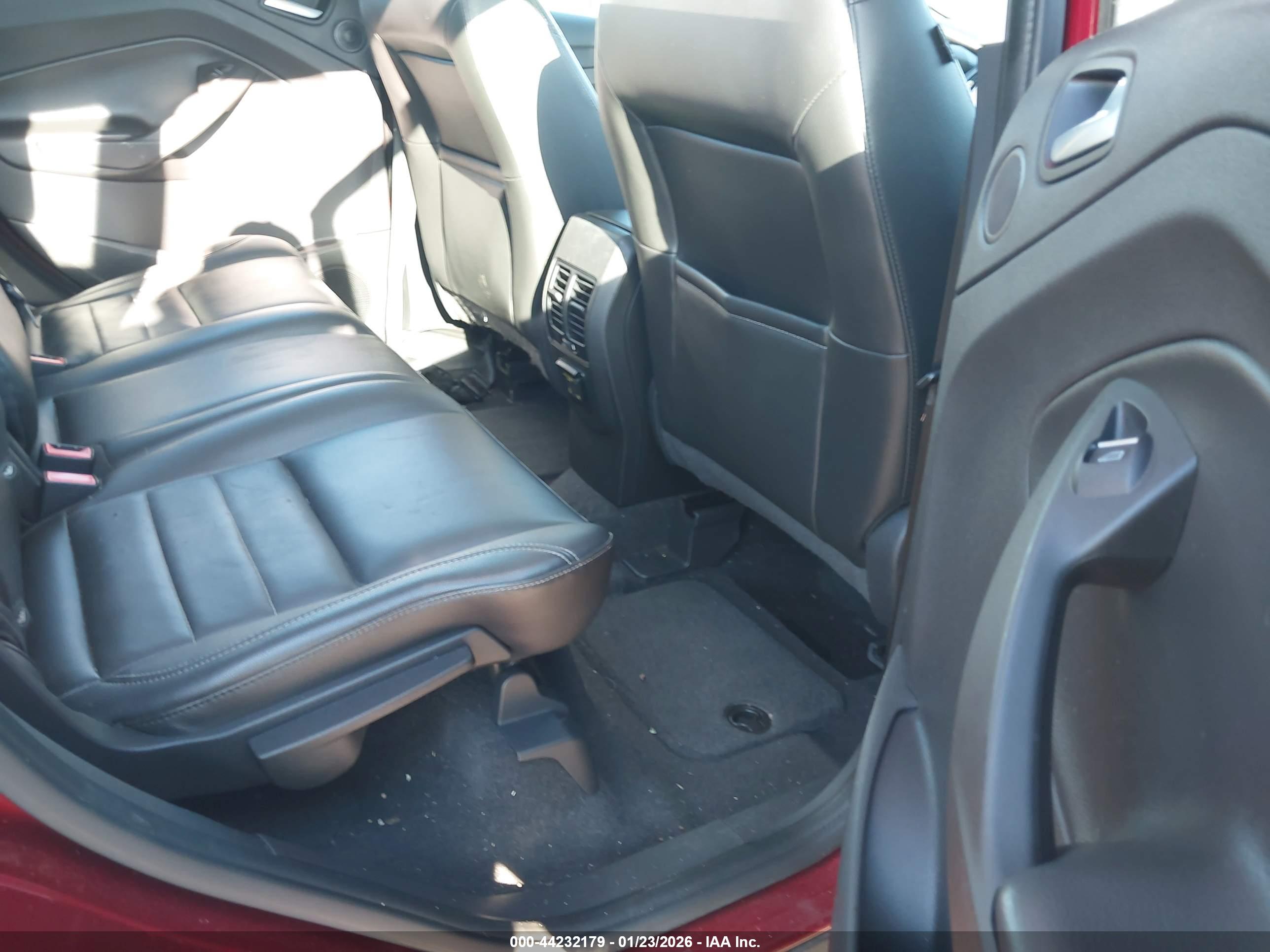 FORD C-MAX image 8