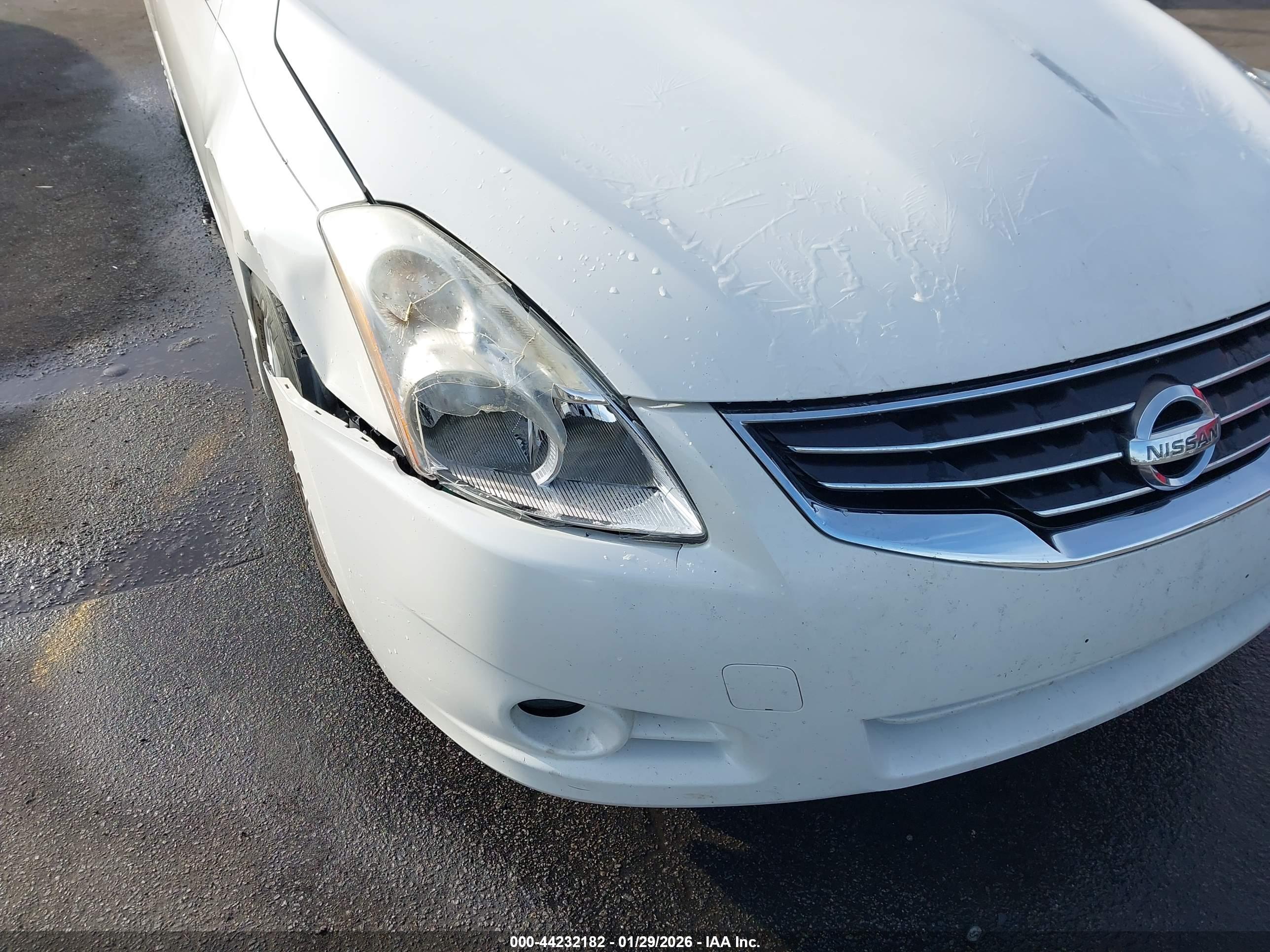 NISSAN ALTIMA image 6