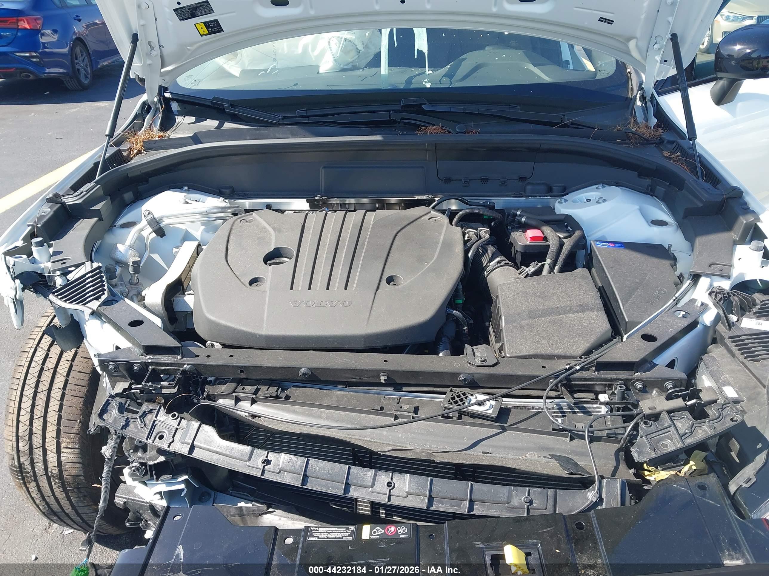 VOLVO XC60 image 10