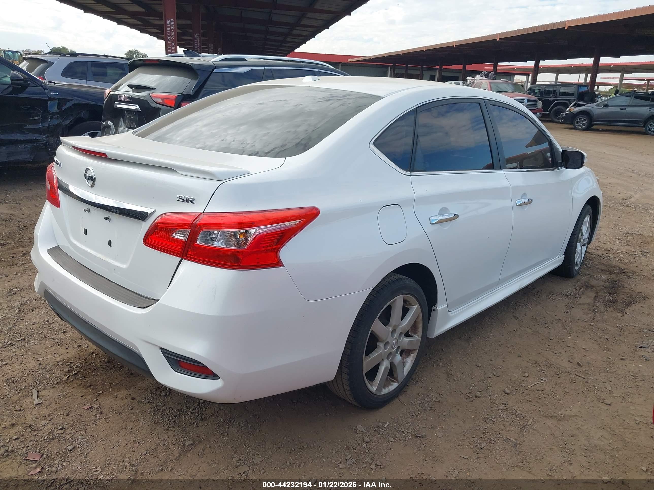 NISSAN SENTRA image 4