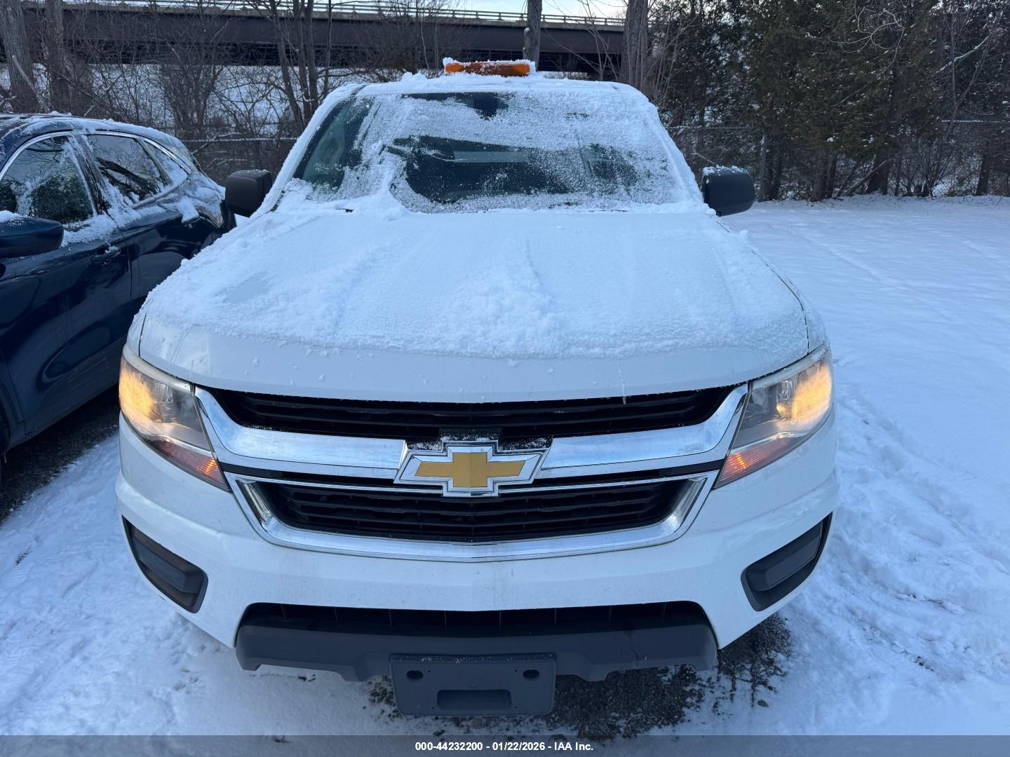 CHEVROLET COLORADO image 6