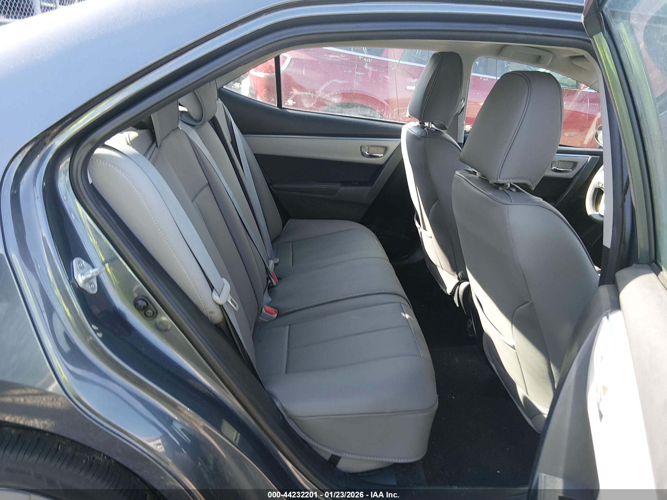 TOYOTA COROLLA image 8