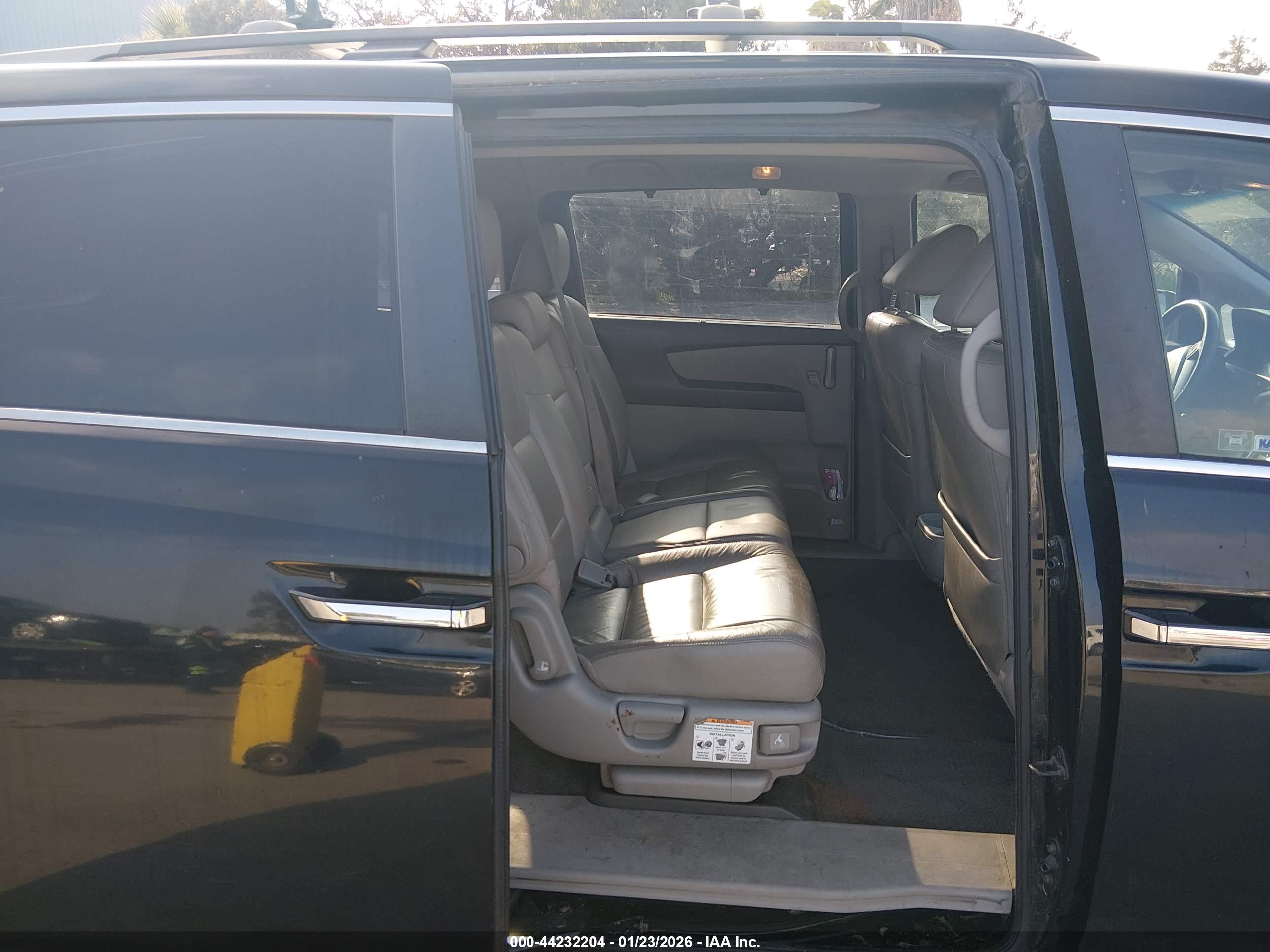 HONDA ODYSSEY image 8