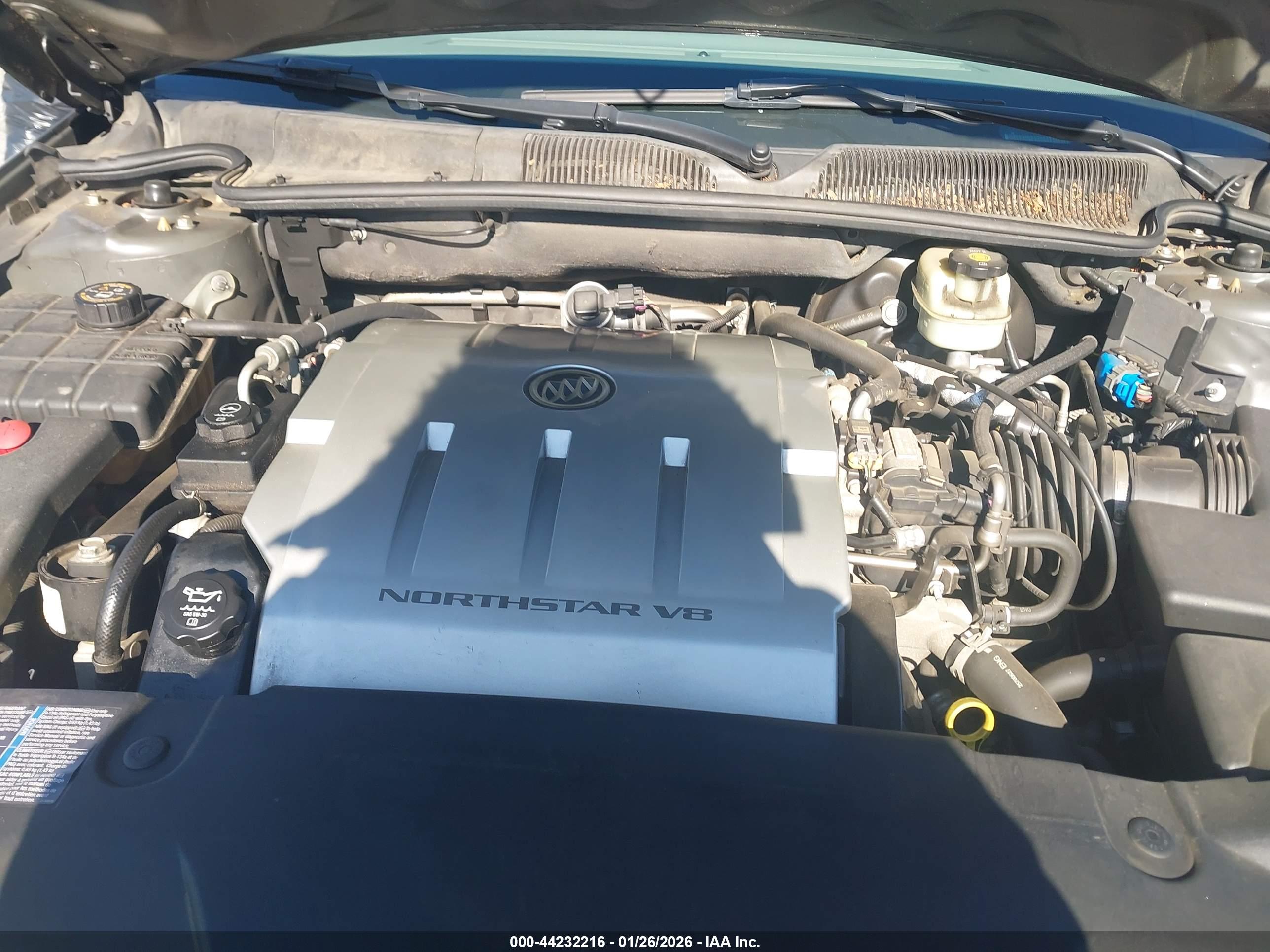 BUICK LUCERNE image 10