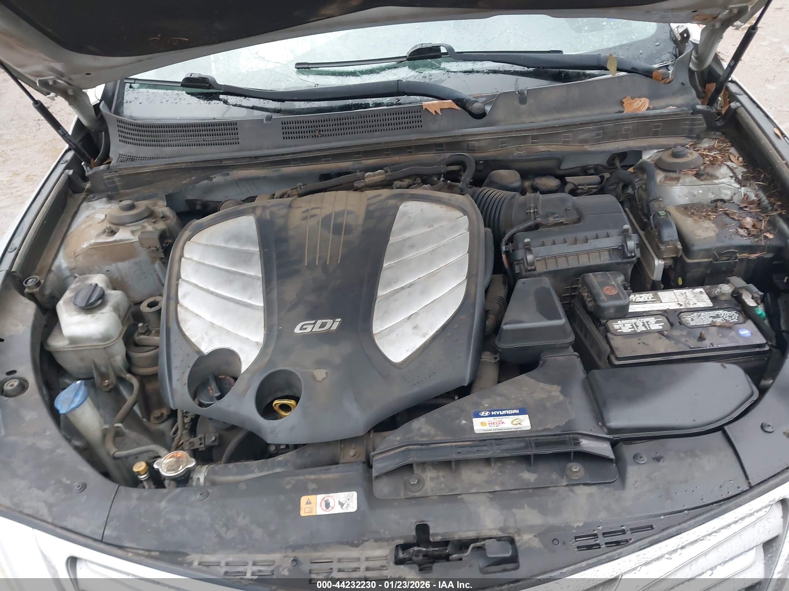 HYUNDAI AZERA image 10