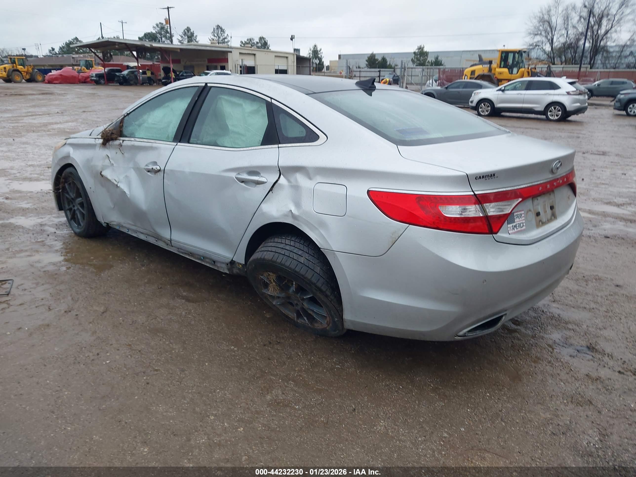 HYUNDAI AZERA image 3