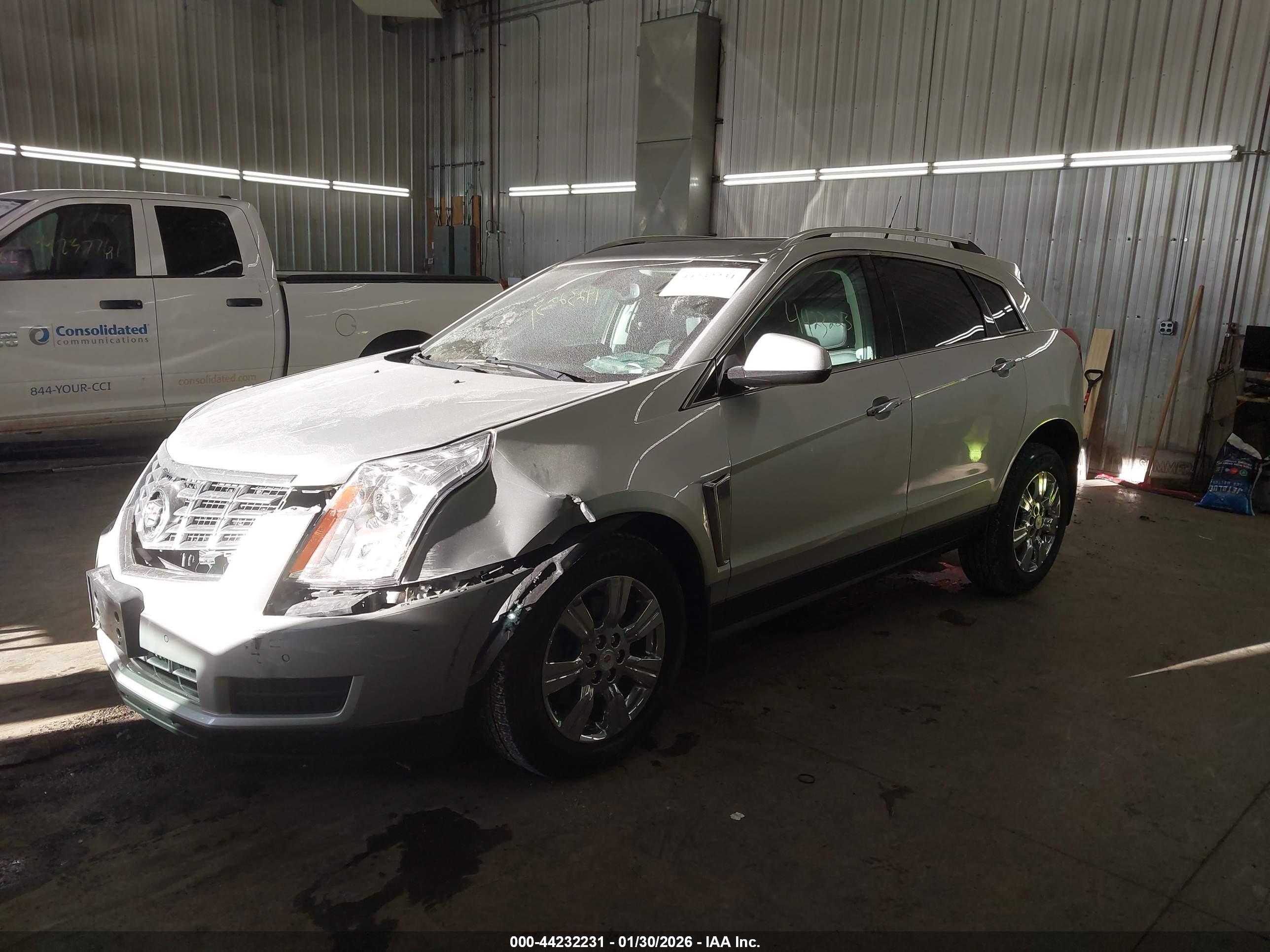 CADILLAC SRX image 2