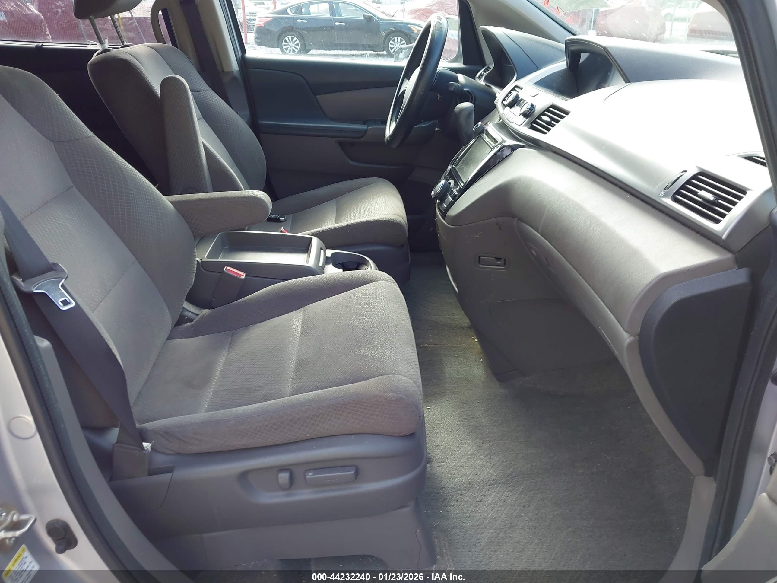 HONDA ODYSSEY image 5