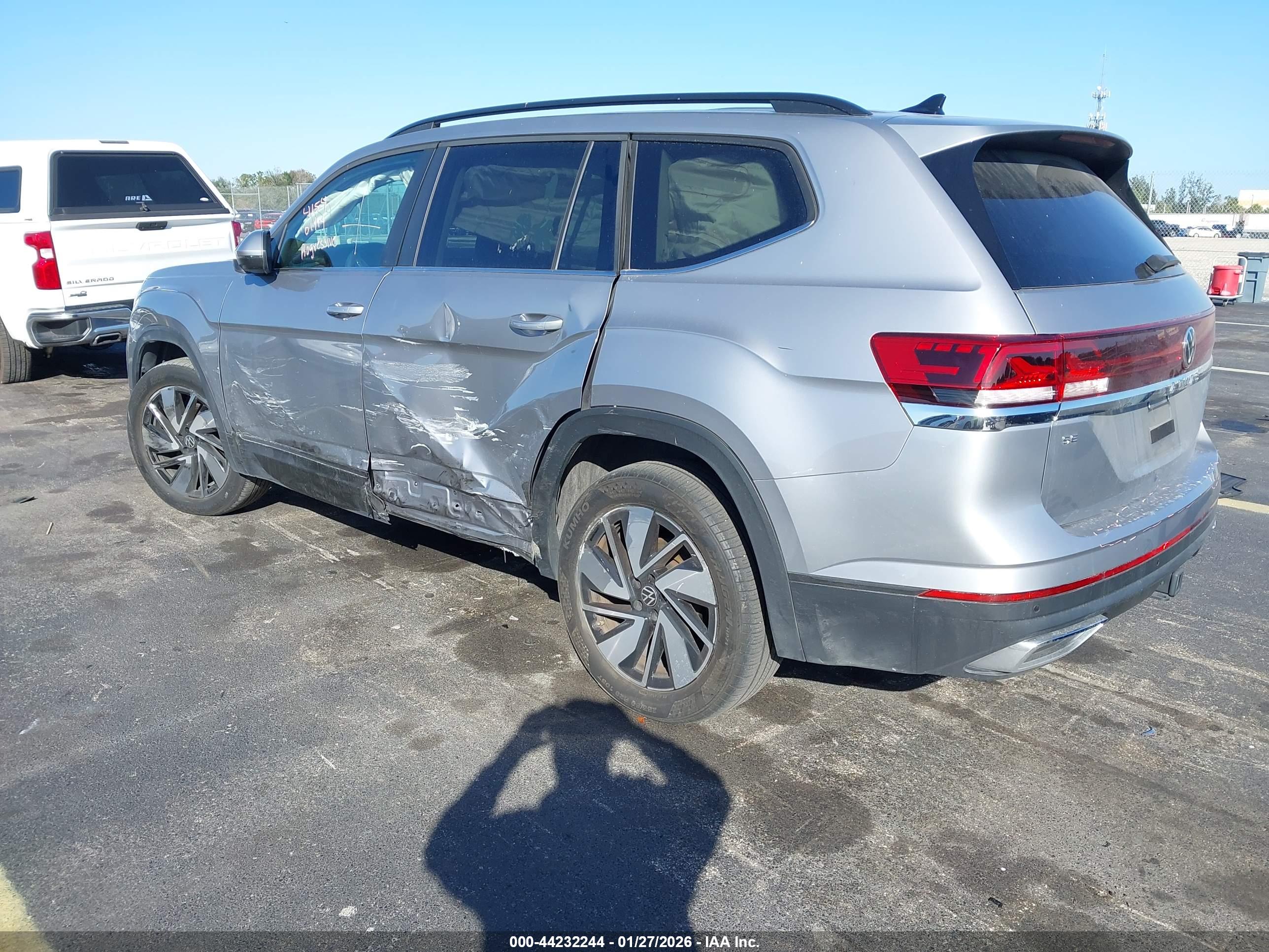 VOLKSWAGEN ATLAS image 3