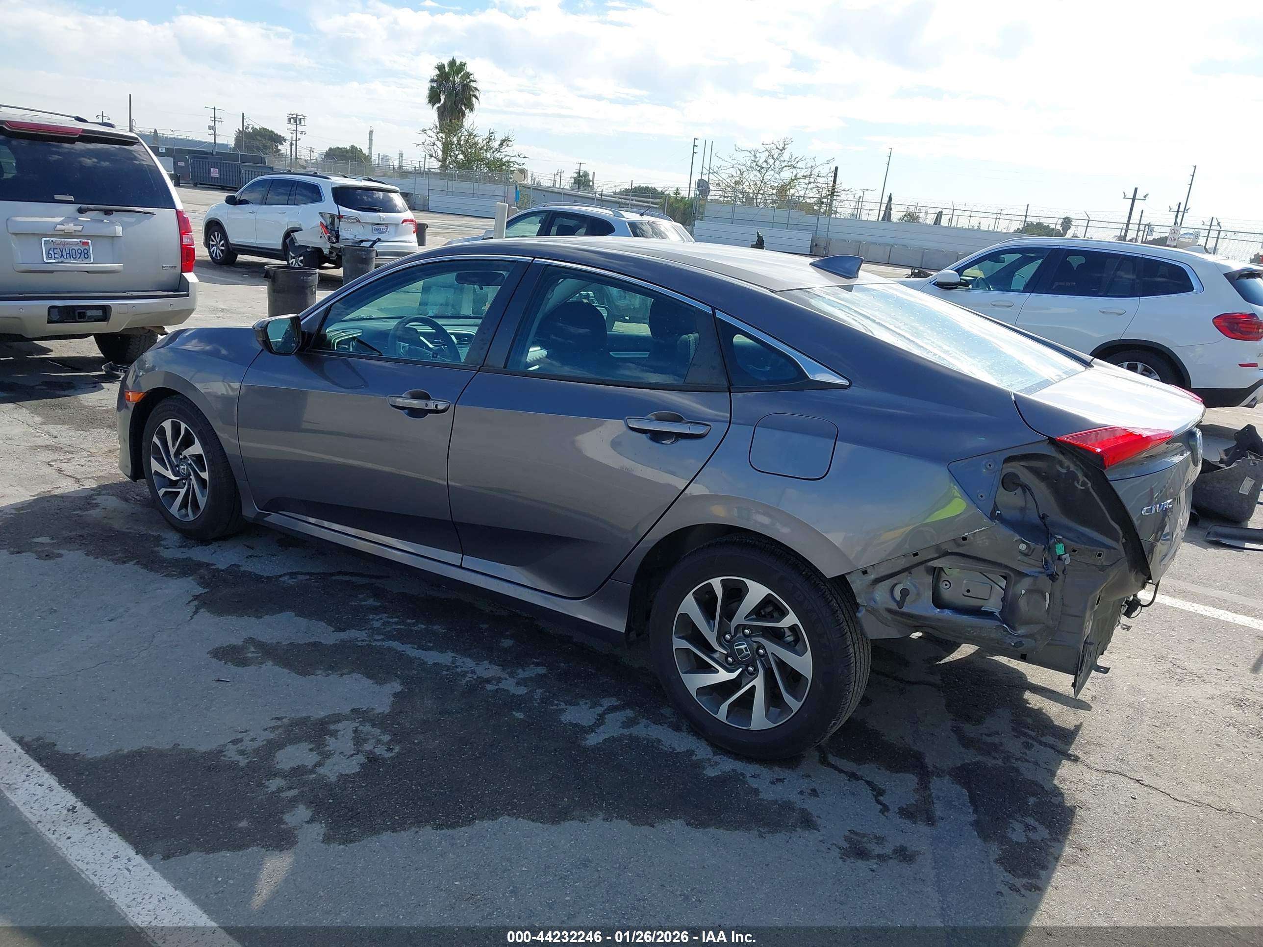 HONDA CIVIC image 3