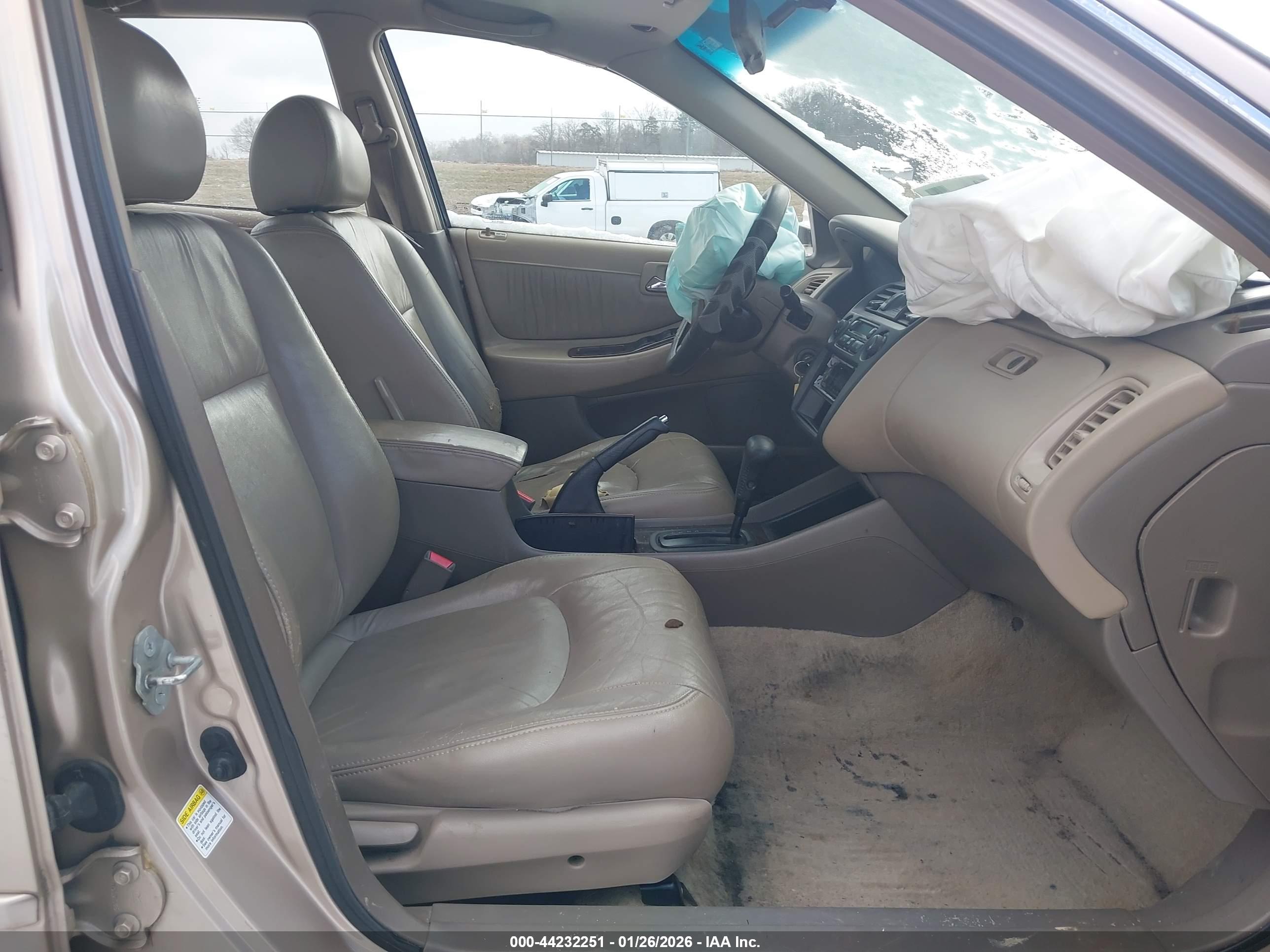 HONDA ACCORD image 5