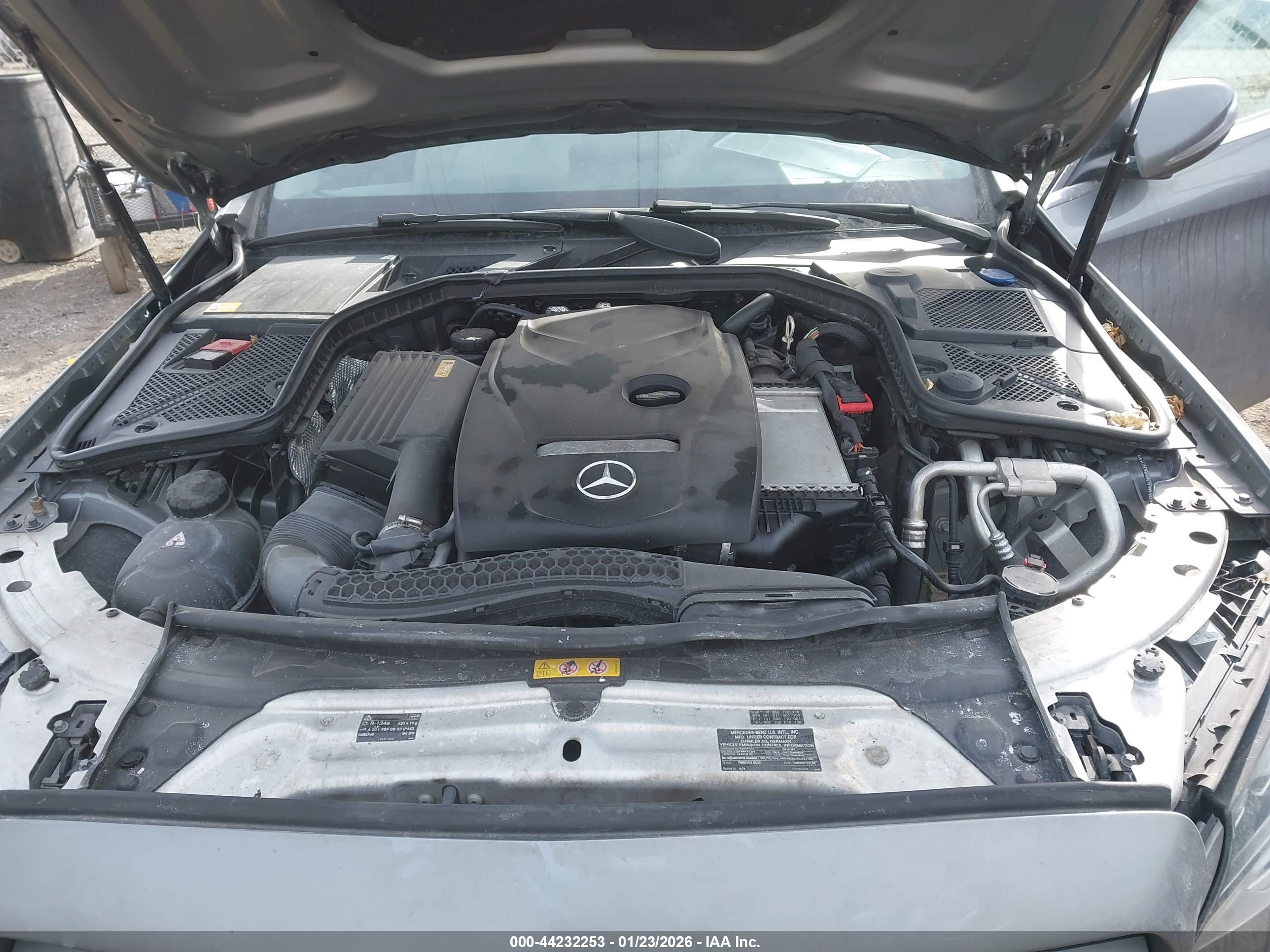MERCEDES-BENZ C image 10