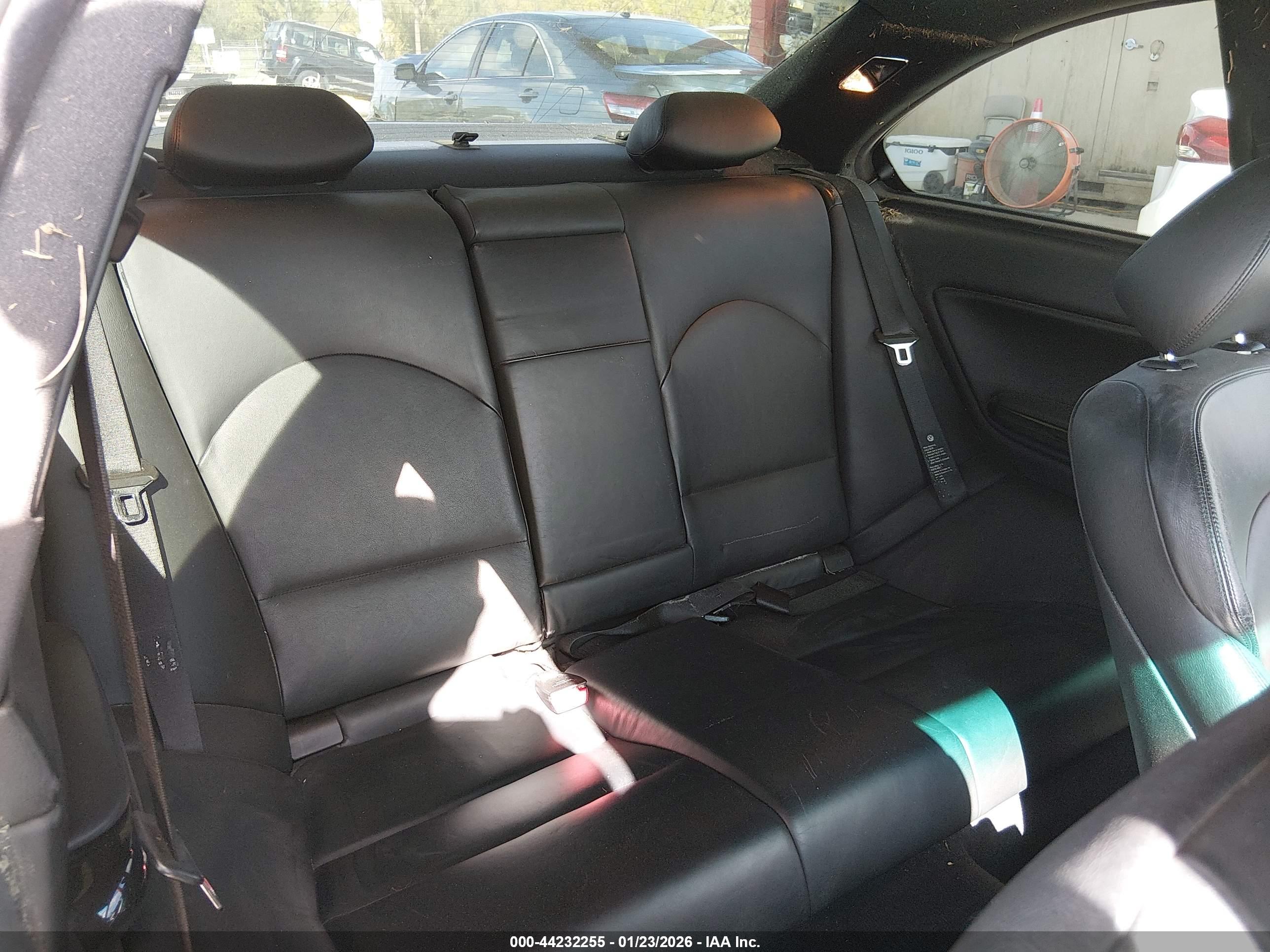 BMW M3 image 8
