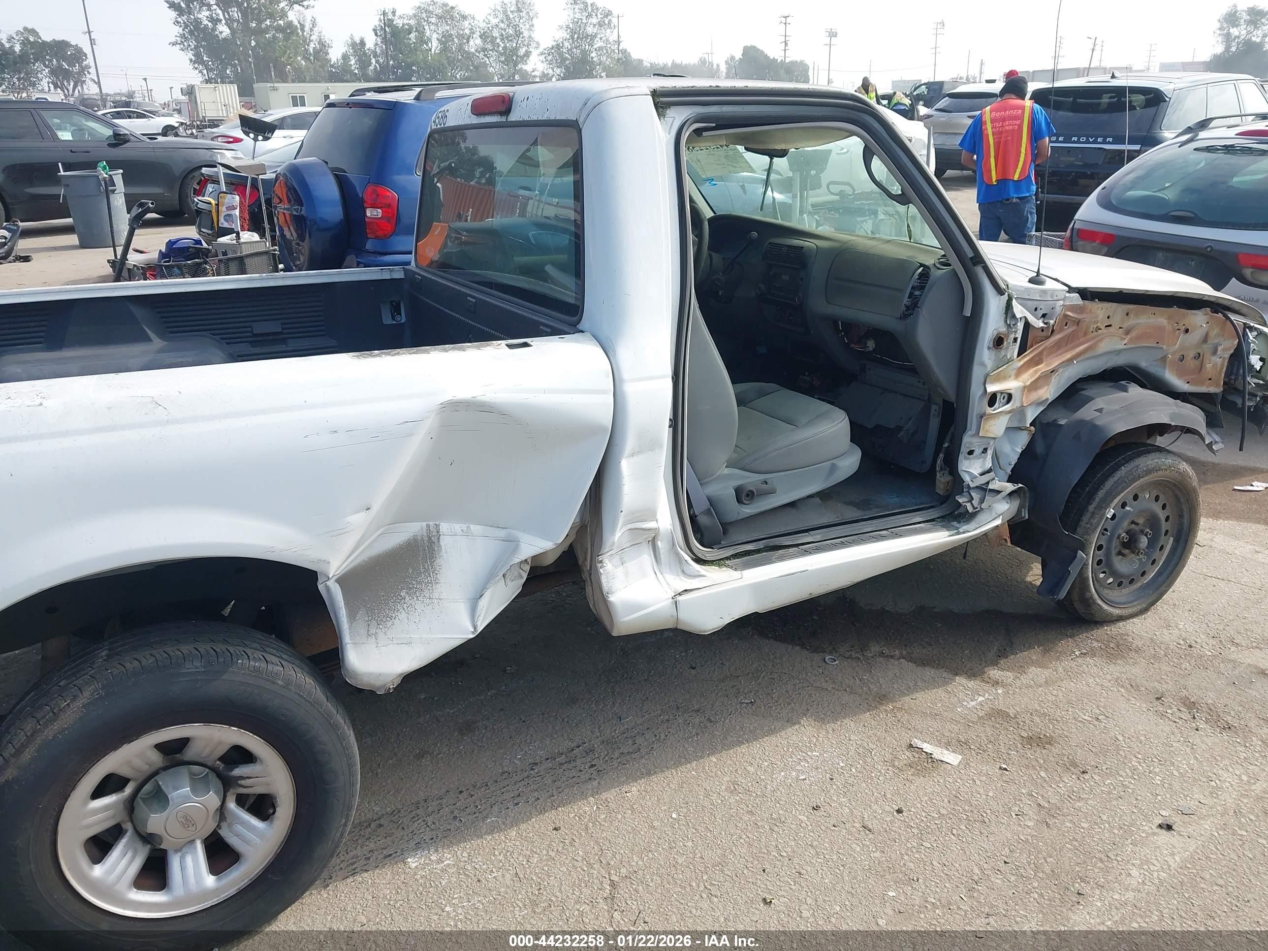 FORD RANGER image 6