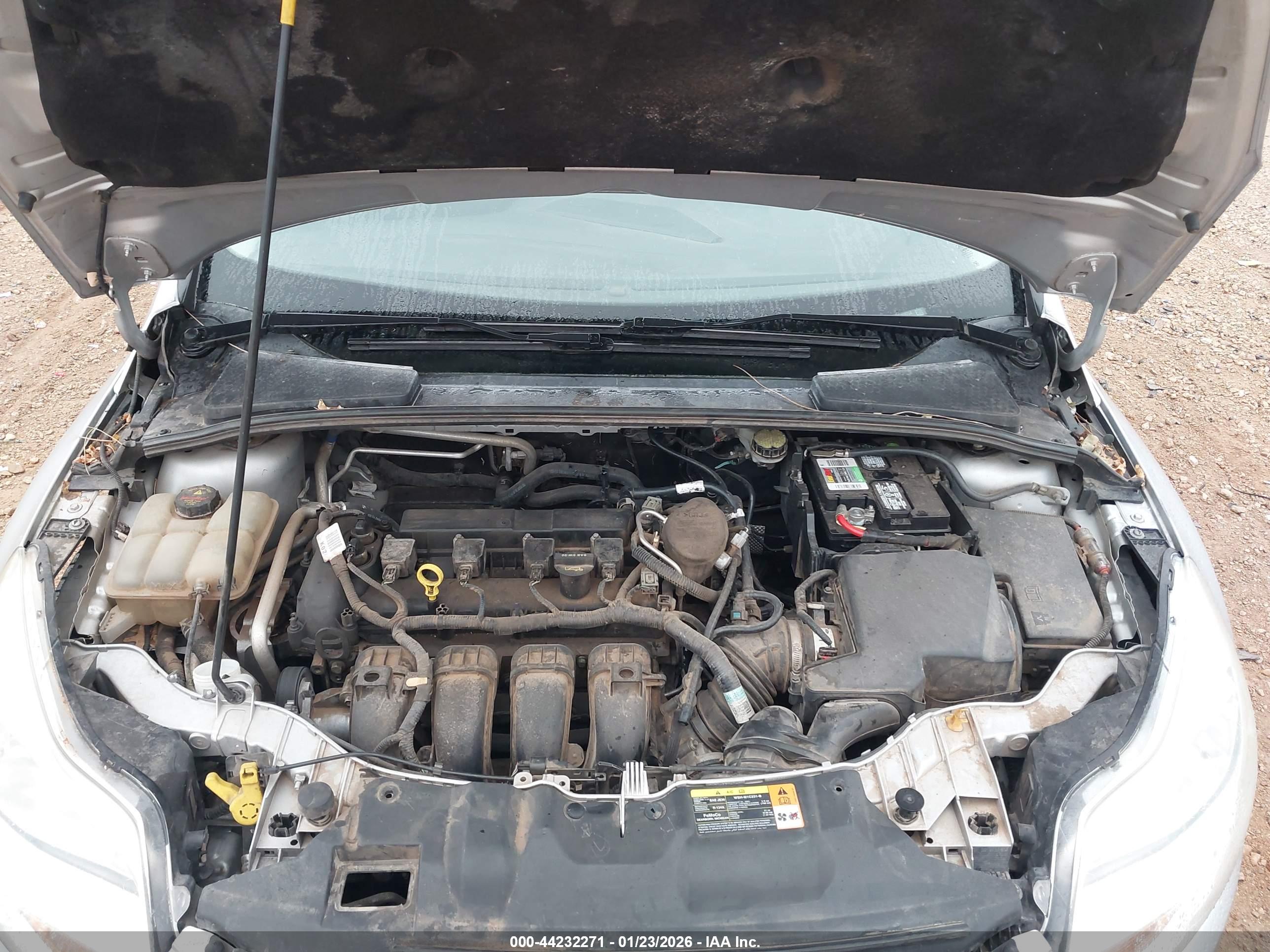 FORD FOCUS image 10