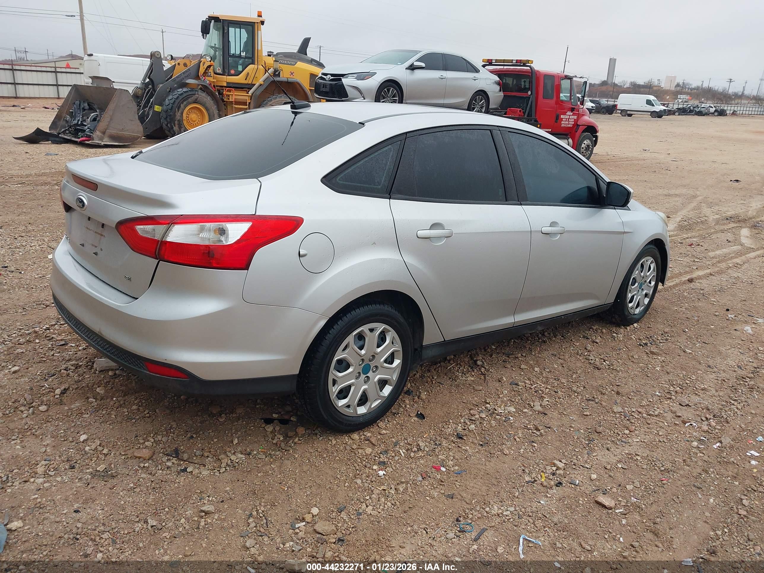 FORD FOCUS image 4