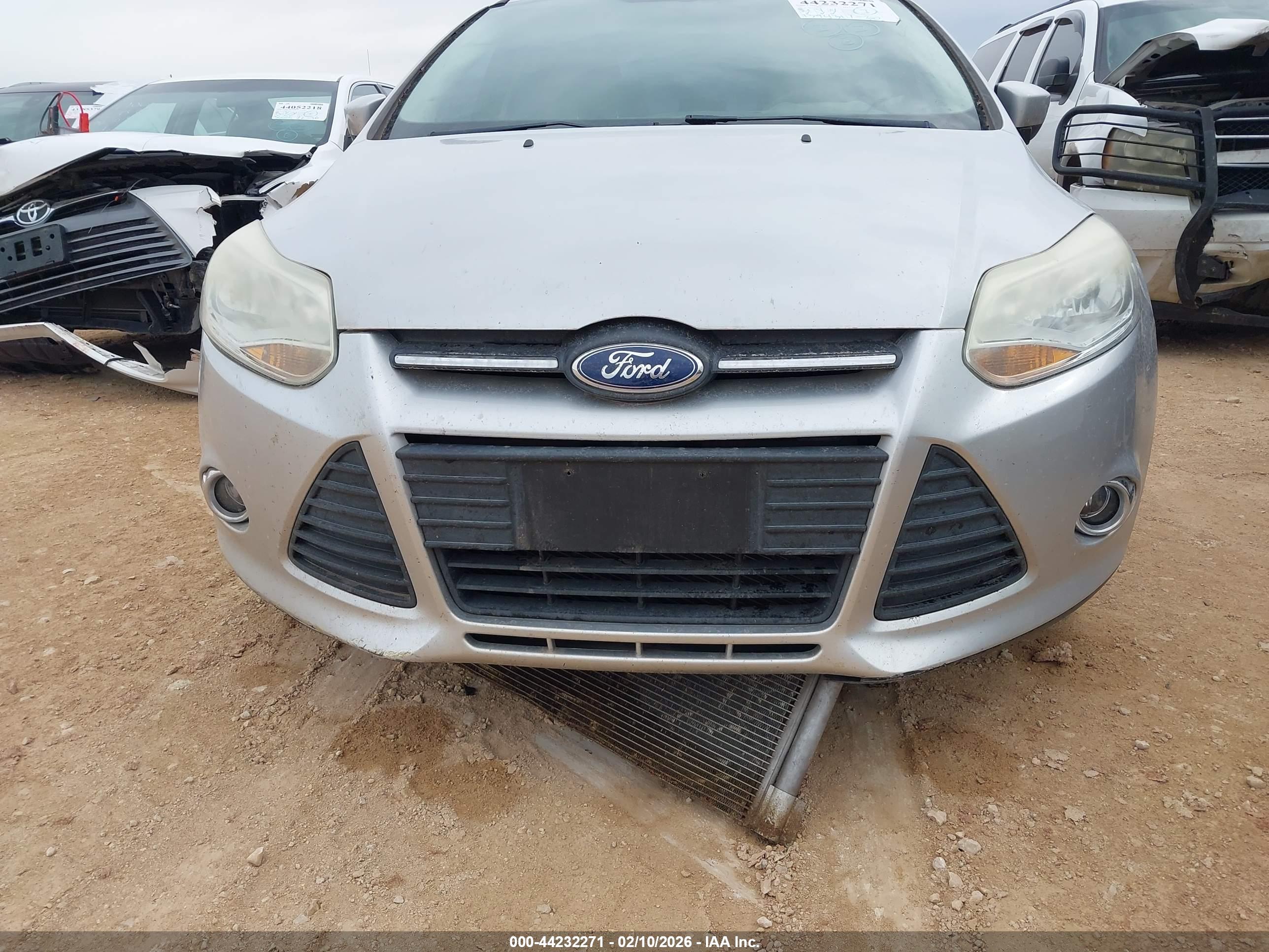 FORD FOCUS image 6