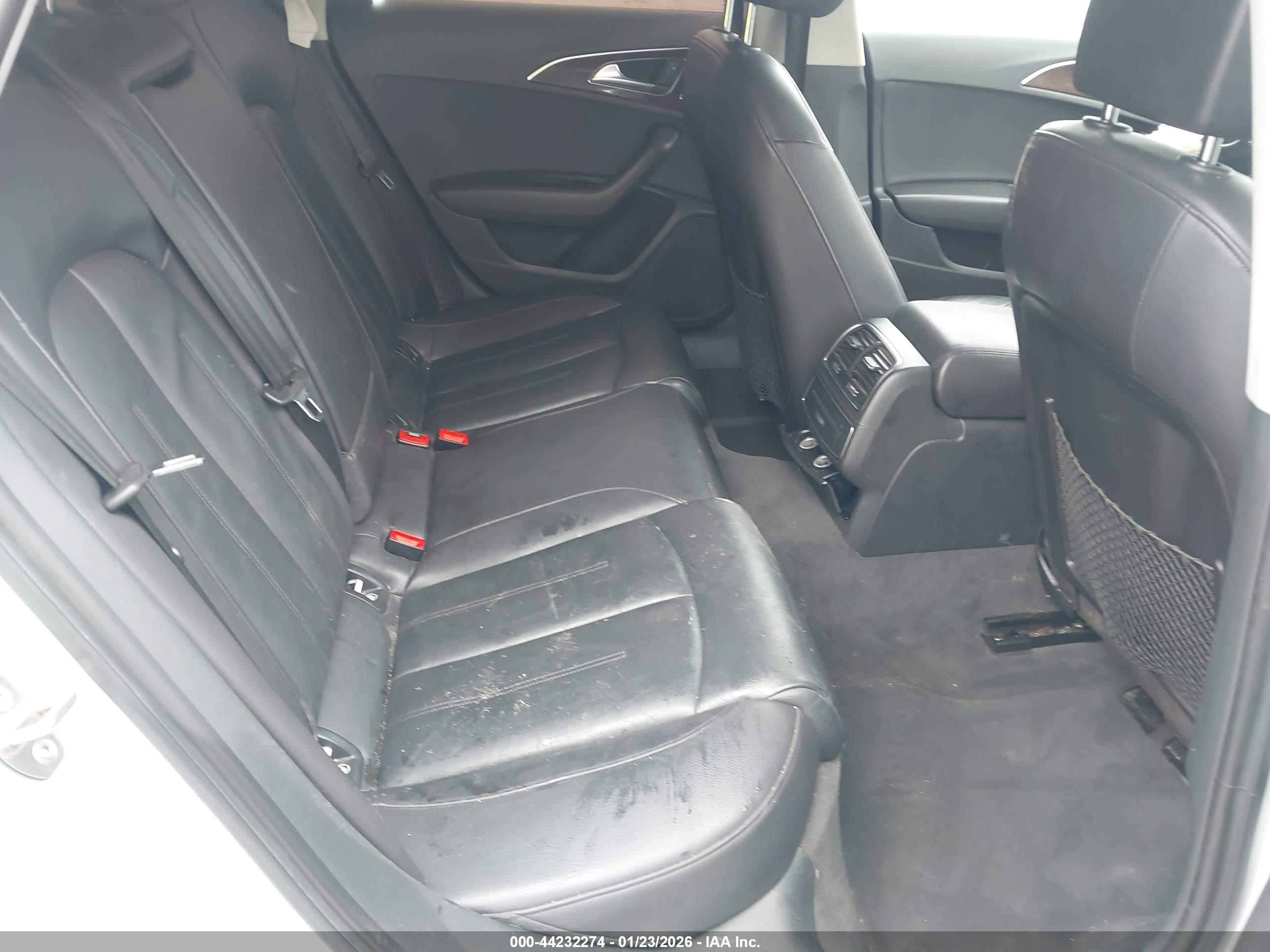 AUDI A6 image 8