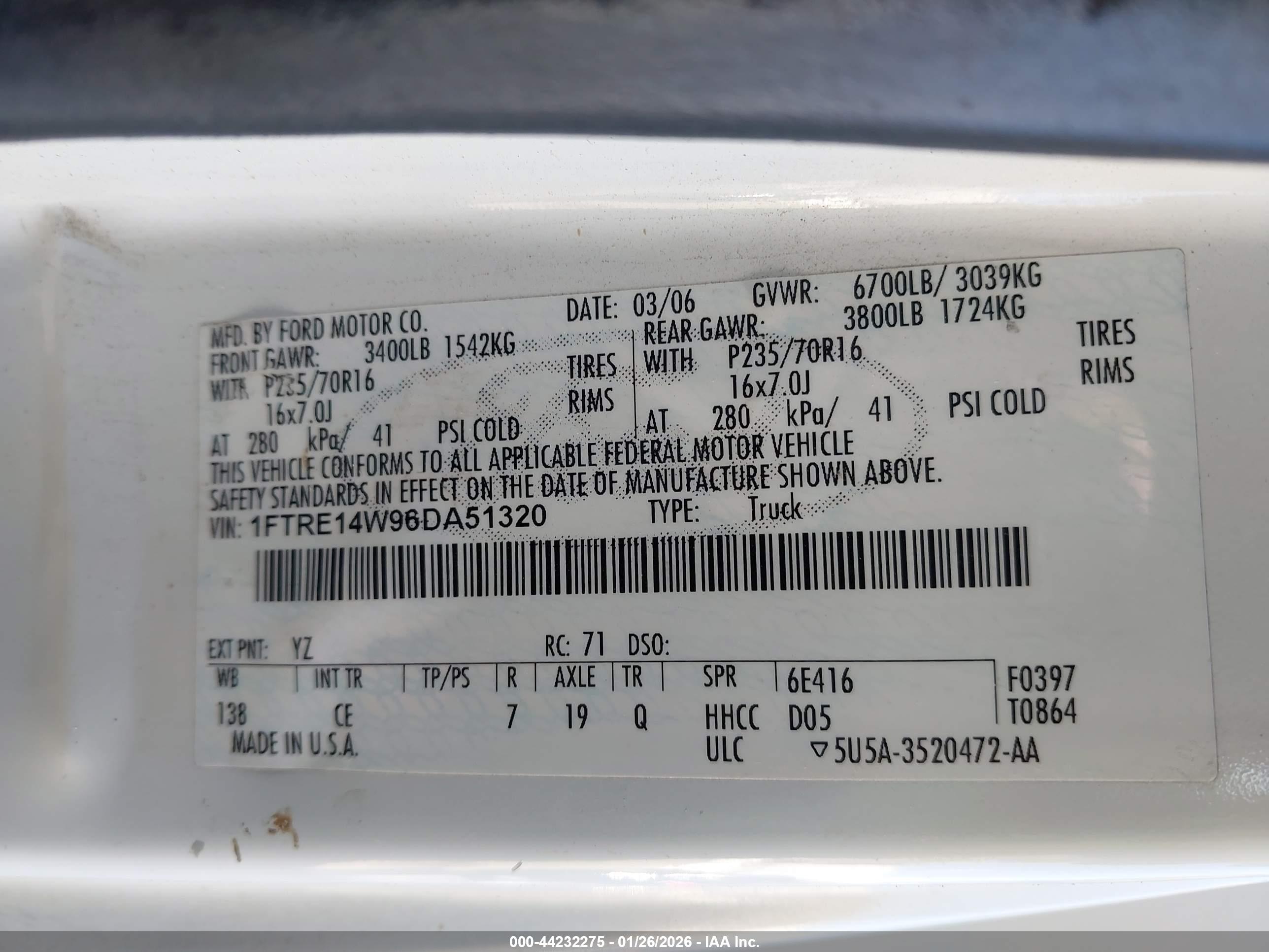 FORD E-150 image 9